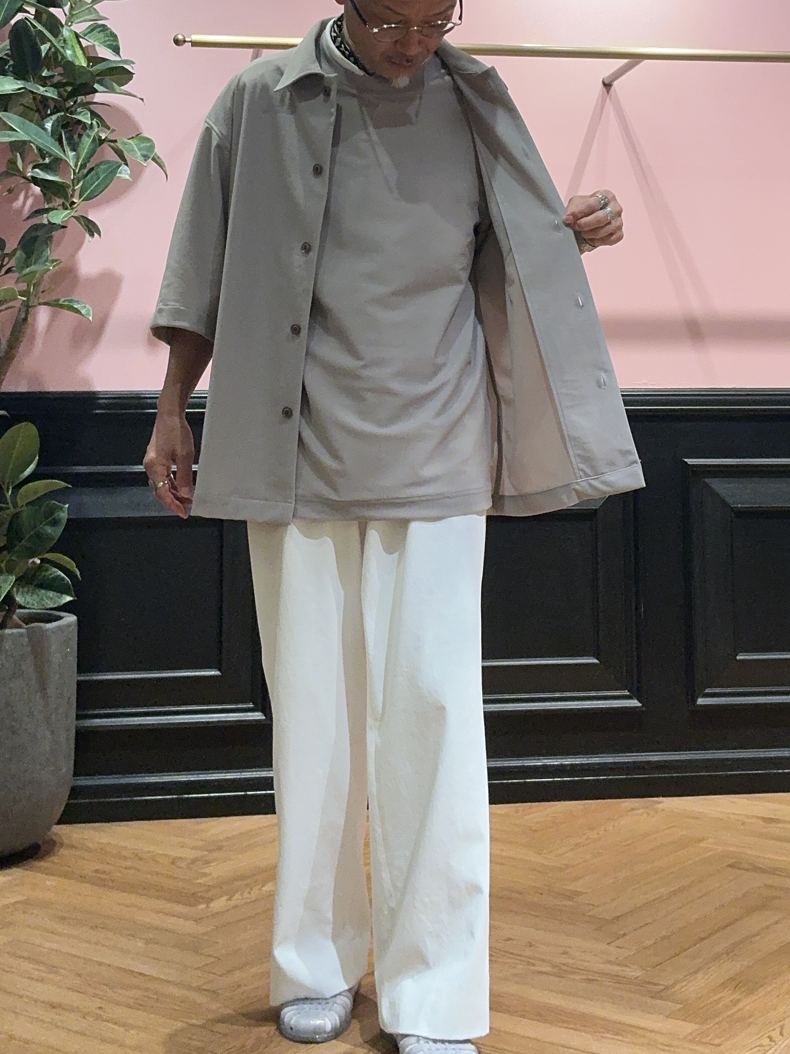 torigoeさんの「DRESSTERIOR｜【接触冷感/UVカット/ウォッシャブル】AIRTOOL クルーネックTシャツ」を使ったコーディネート