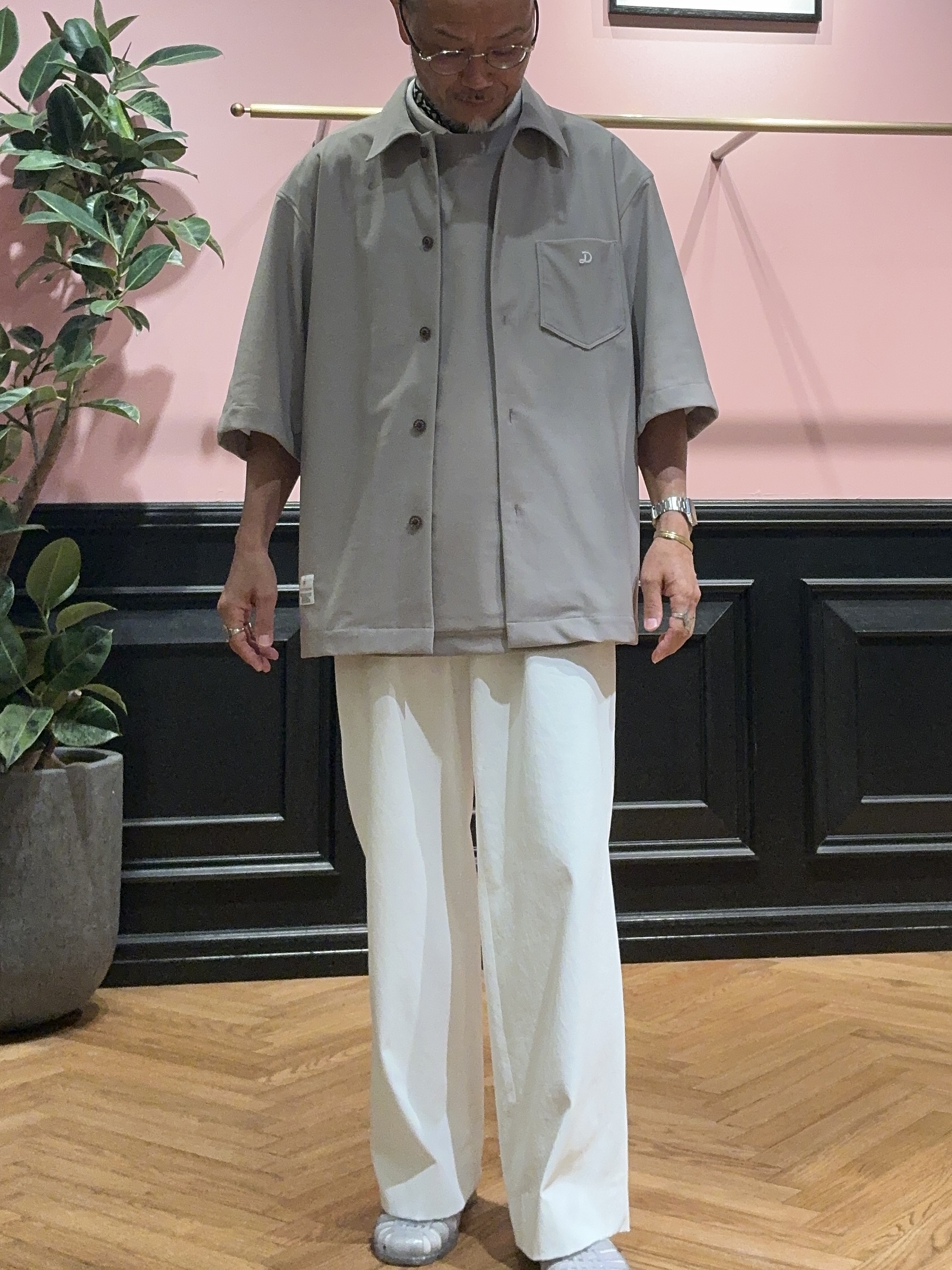 torigoeさんの「DRESSTERIOR｜【接触冷感/UVカット/ウォッシャブル】AIRTOOL クルーネックTシャツ」を使ったコーディネート