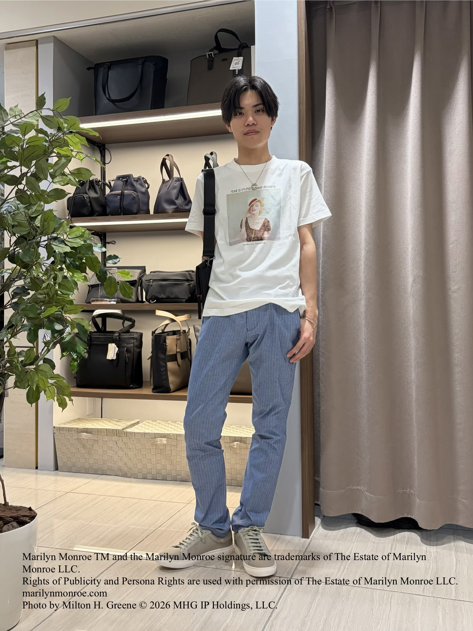 hiroさんの「TAKEO KIKUCHI｜【銘品】播州織り ヘリンボン ストレートパンツ」を使ったコーディネート