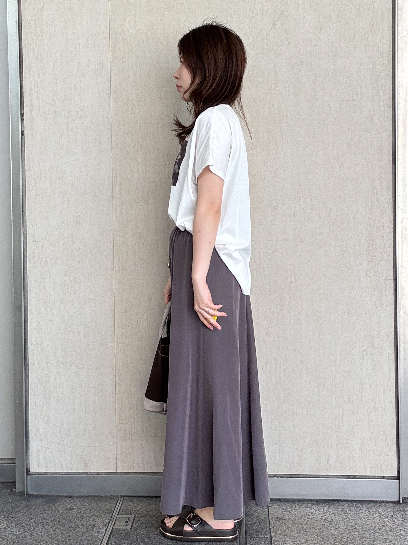 えみさんの「OPAQUE.CLIP｜フォトプリントTシャツ【洗濯機OK】」を使ったコーディネート