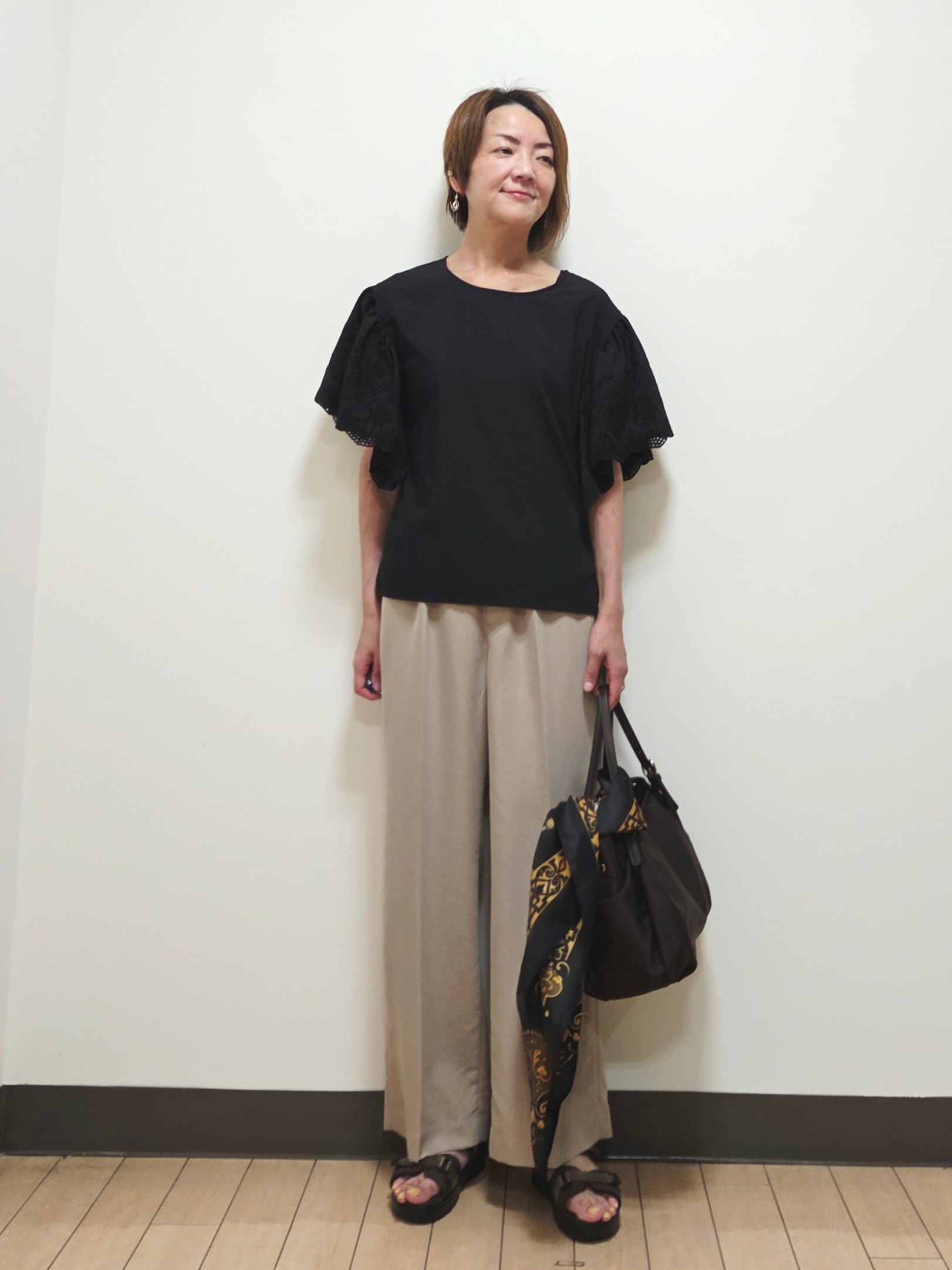 yuuさんの「Reflect｜【通勤◎】スカラップレーススリーブ ブラウス」を使ったコーディネート