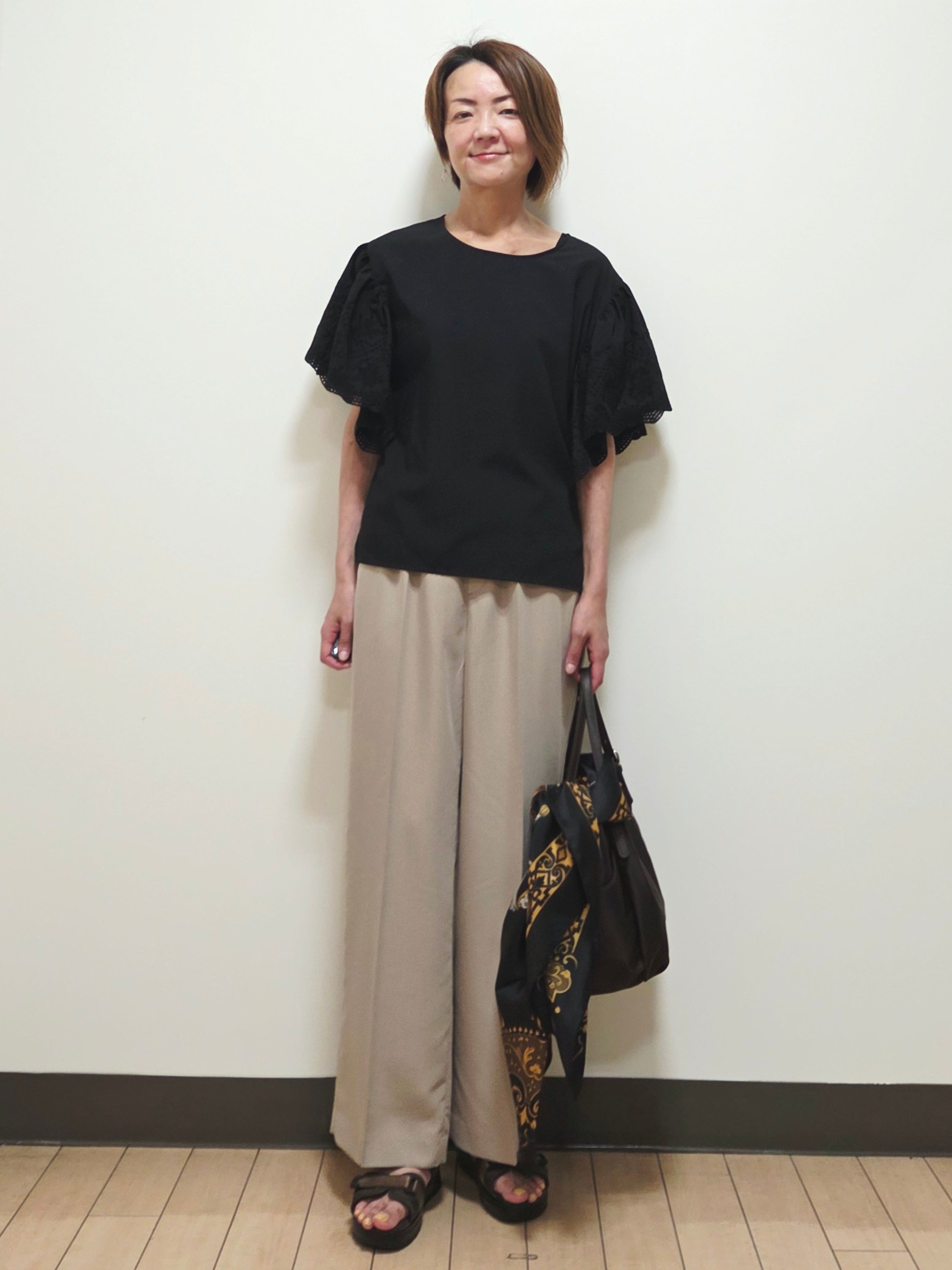 yuuさんの「Reflect｜【通勤◎】スカラップレーススリーブ ブラウス」を使ったコーディネート