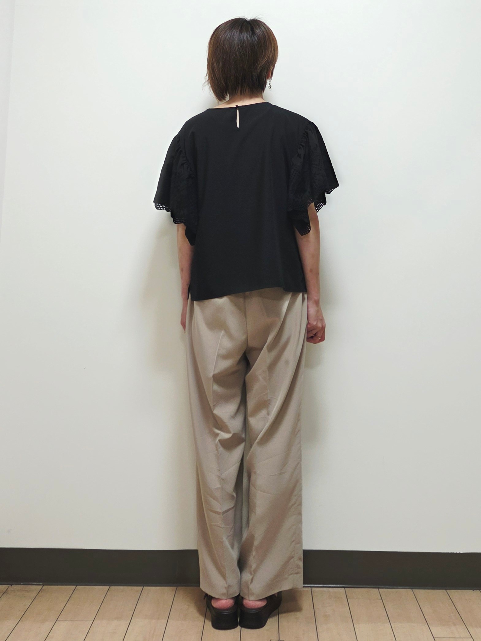yuuさんの「Reflect｜【通勤◎】スカラップレーススリーブ ブラウス」を使ったコーディネート