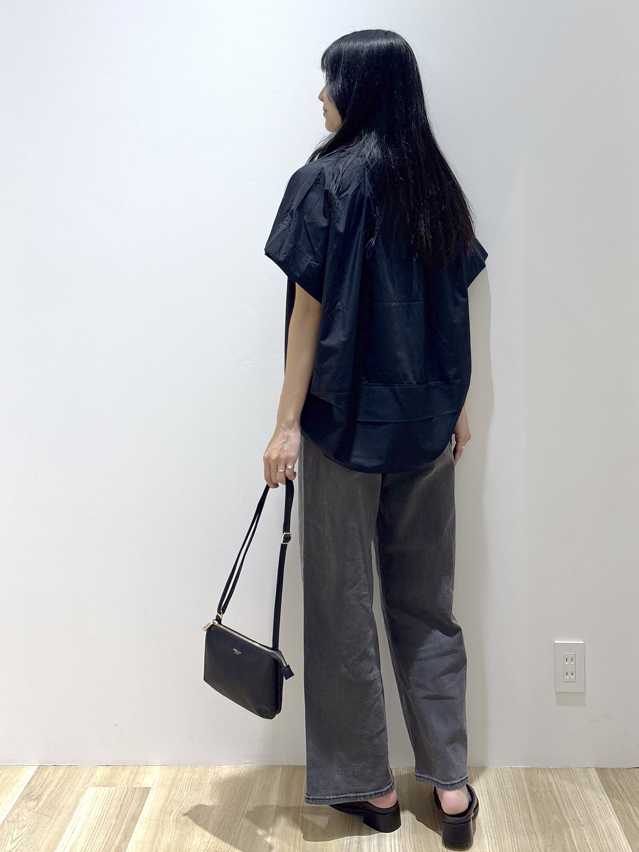 sachikoさんの「OPAQUE.CLIP｜タックニュアンスフォルムシャツ【洗濯機OK】」を使ったコーディネート