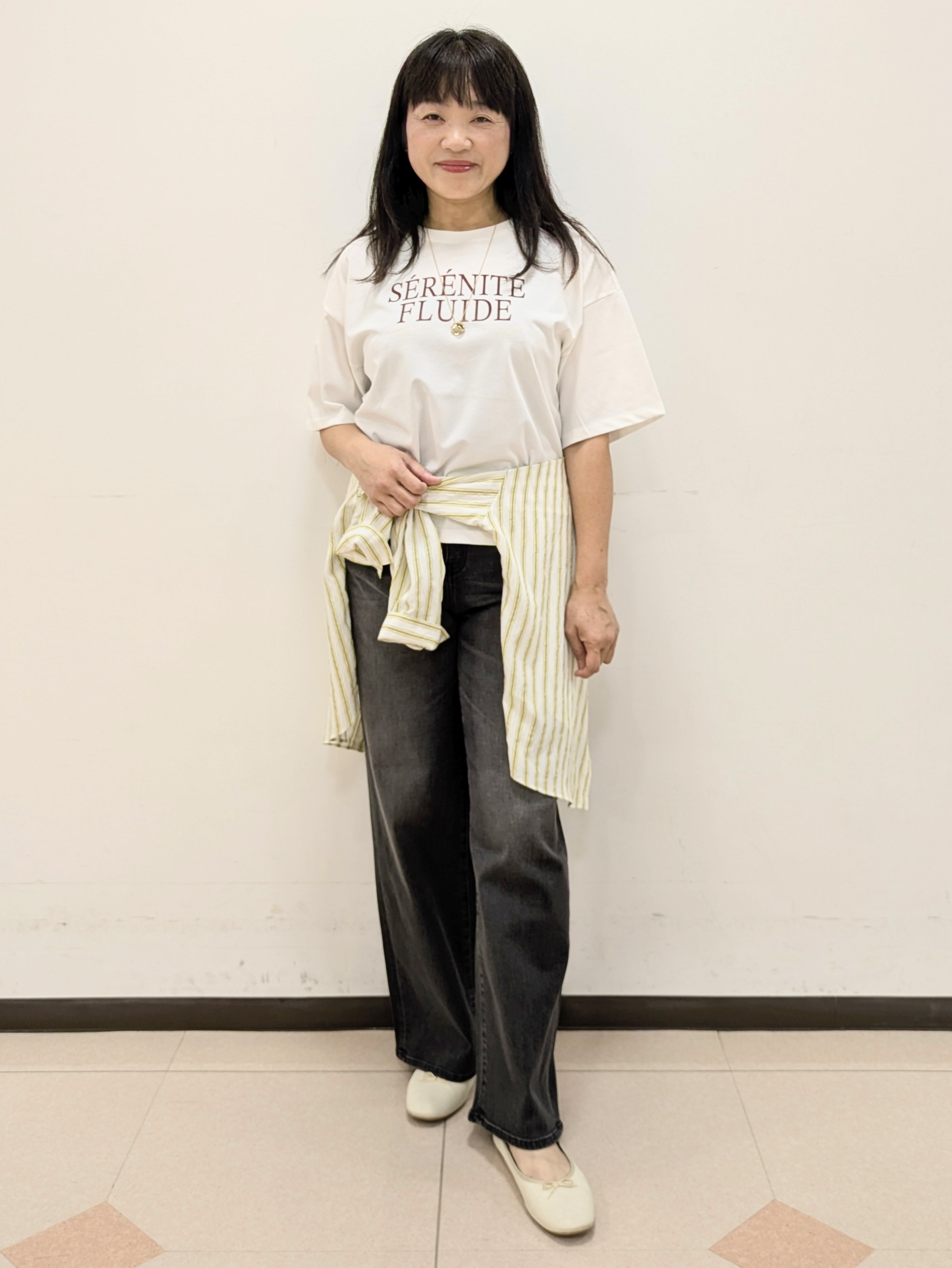ともさんの「UNTITLED｜ストライプシャツ」を使ったコーディネート