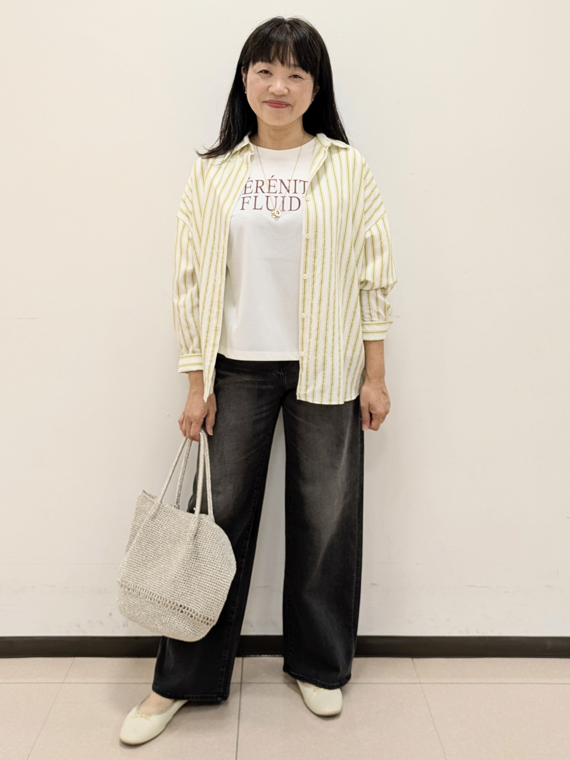 ともさんの「UNTITLED｜ストライプシャツ」を使ったコーディネート