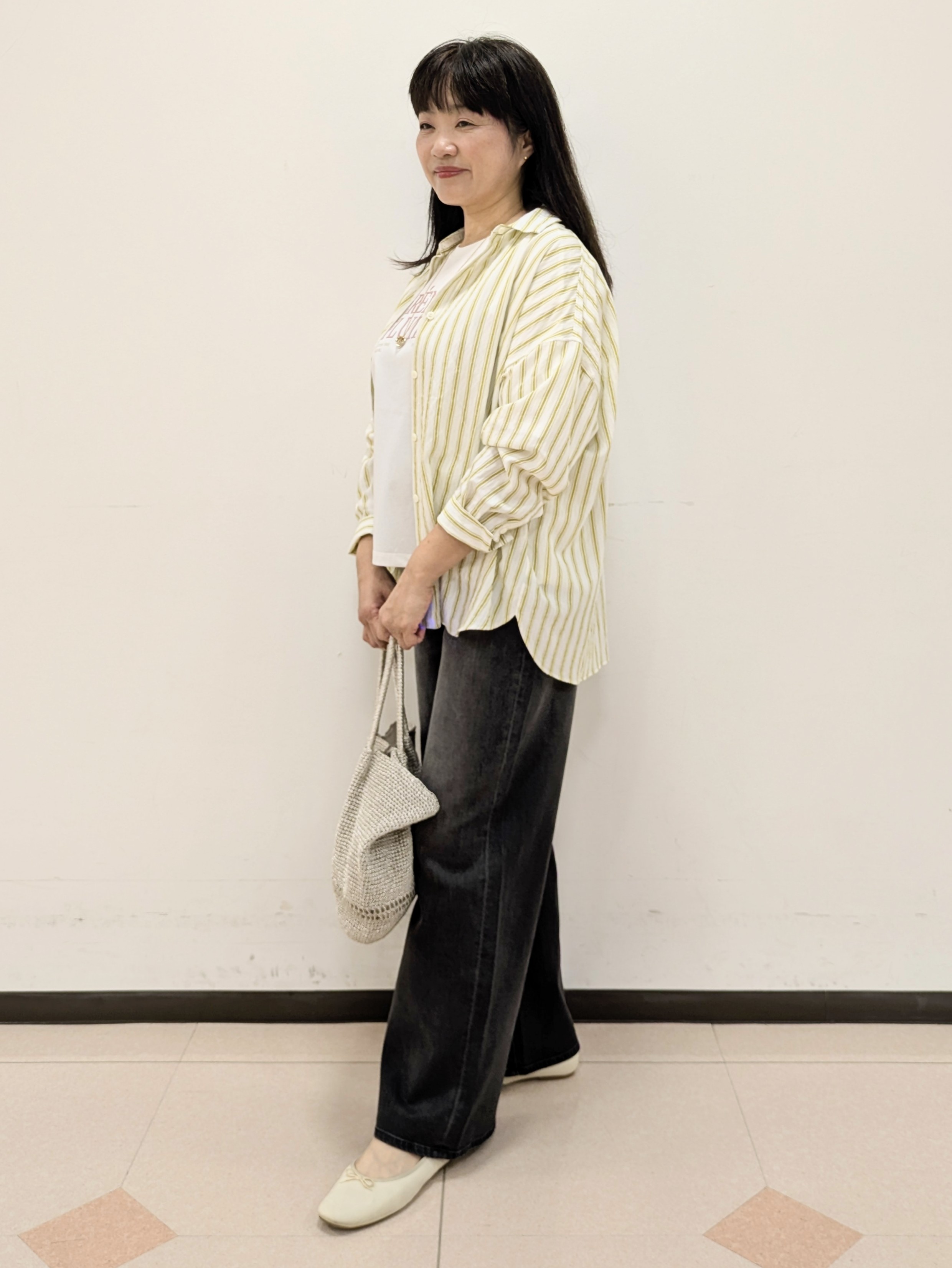 ともさんの「UNTITLED｜ストライプシャツ」を使ったコーディネート