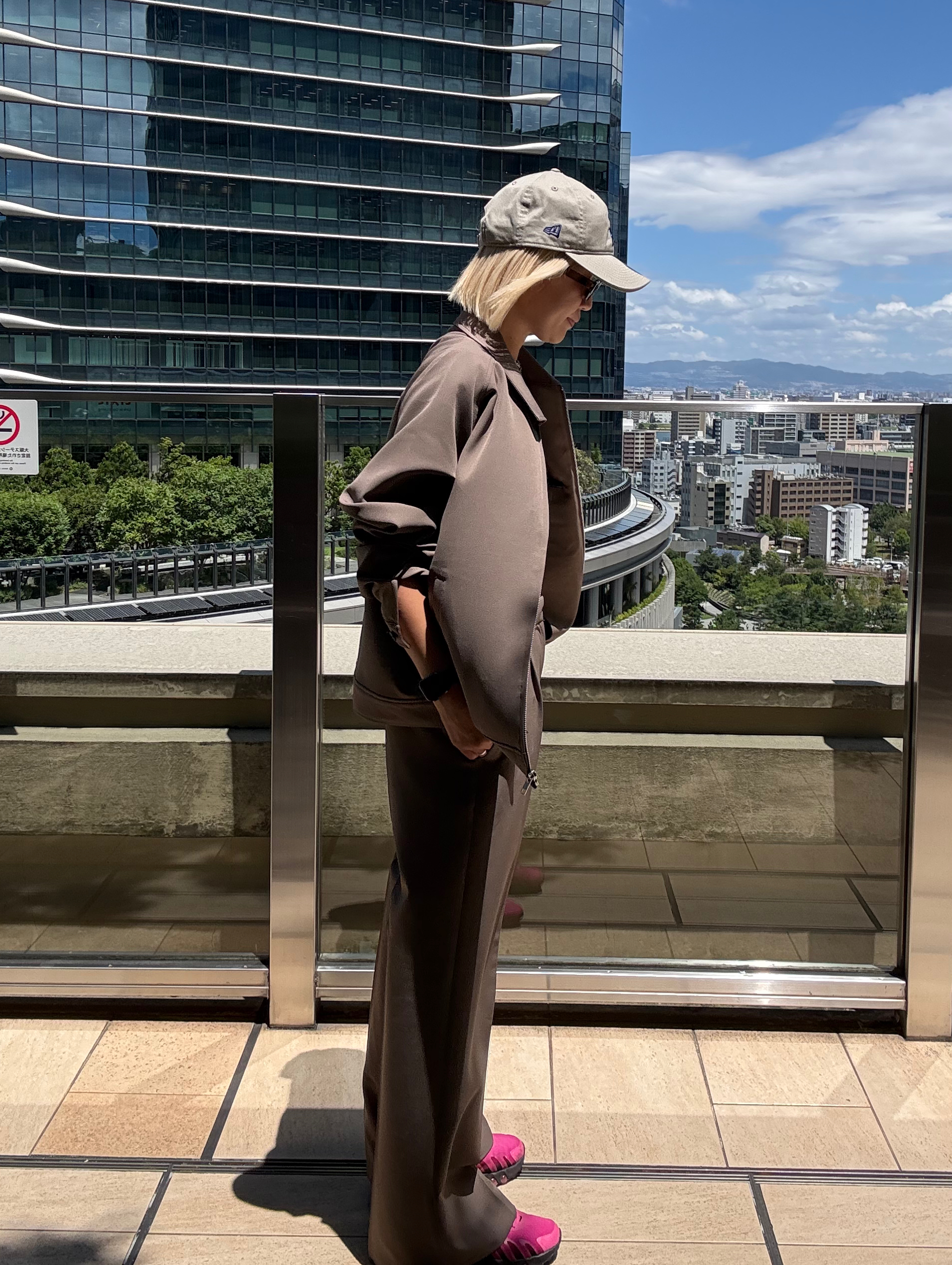 HAMAMIYUさんの「tk.TAKEO KIKUCHI｜【防シワ／ストレッチ/セット対応可】smart shift series ジップブルゾン」を使ったコーディネート