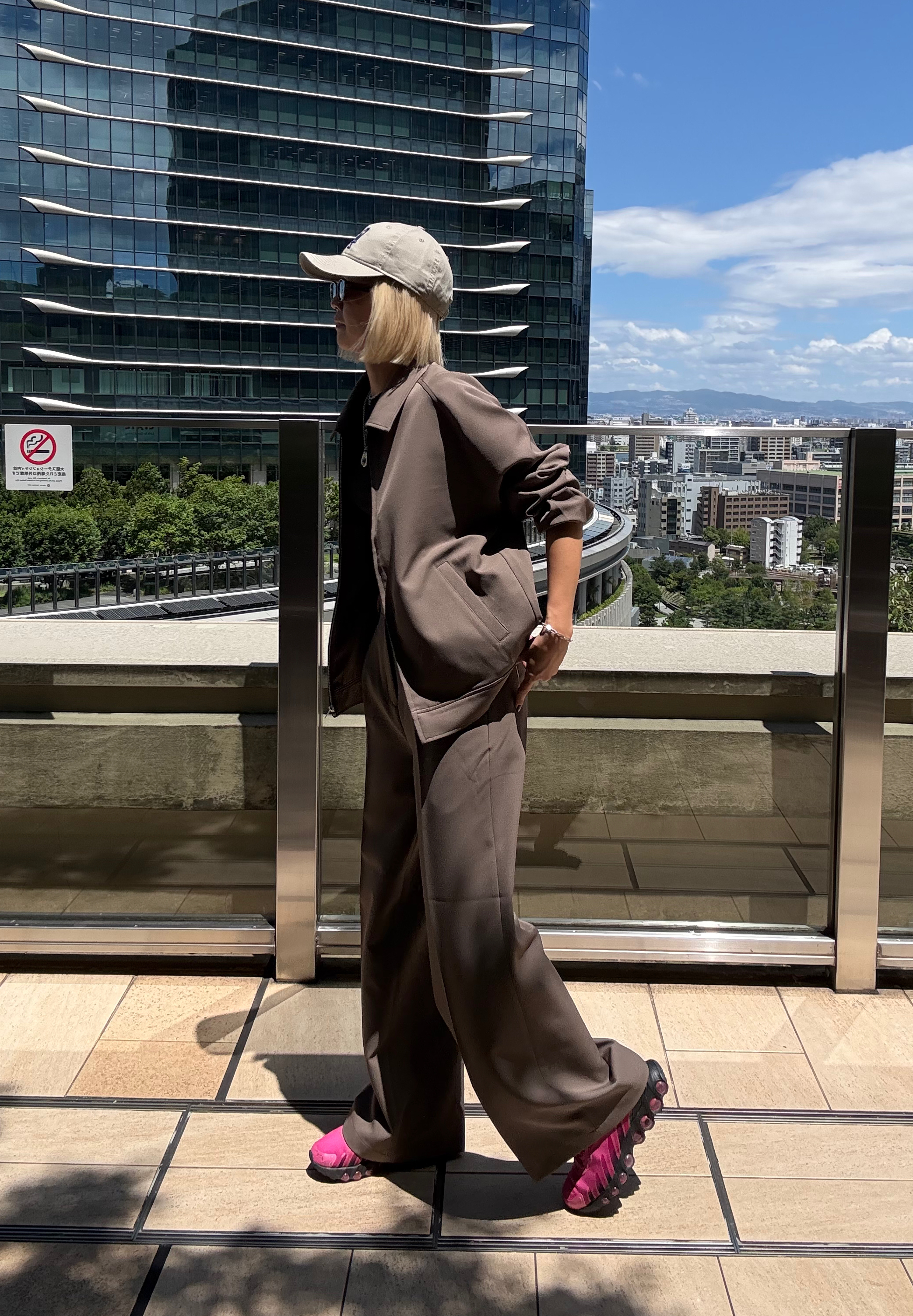 HAMAMIYUさんの「tk.TAKEO KIKUCHI｜【防シワ／ストレッチ/セット対応可】smart shift series ジップブルゾン」を使ったコーディネート