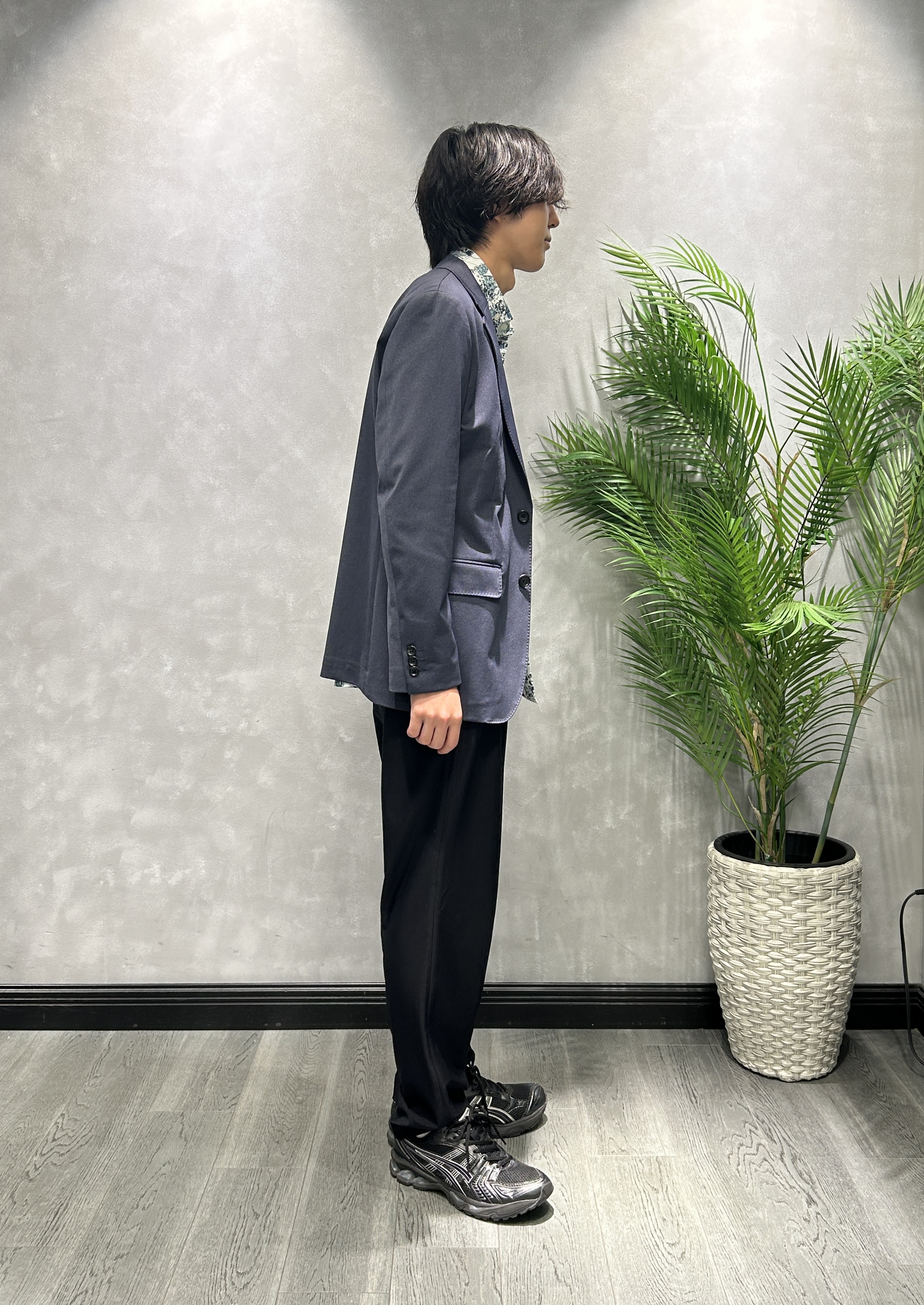ruiさんの「TAKEO KIKUCHI｜【360&deg;ストレッチ／軽量】None Of Stress ライト ジャケット（セットアップ対応）」を使ったコーディネート