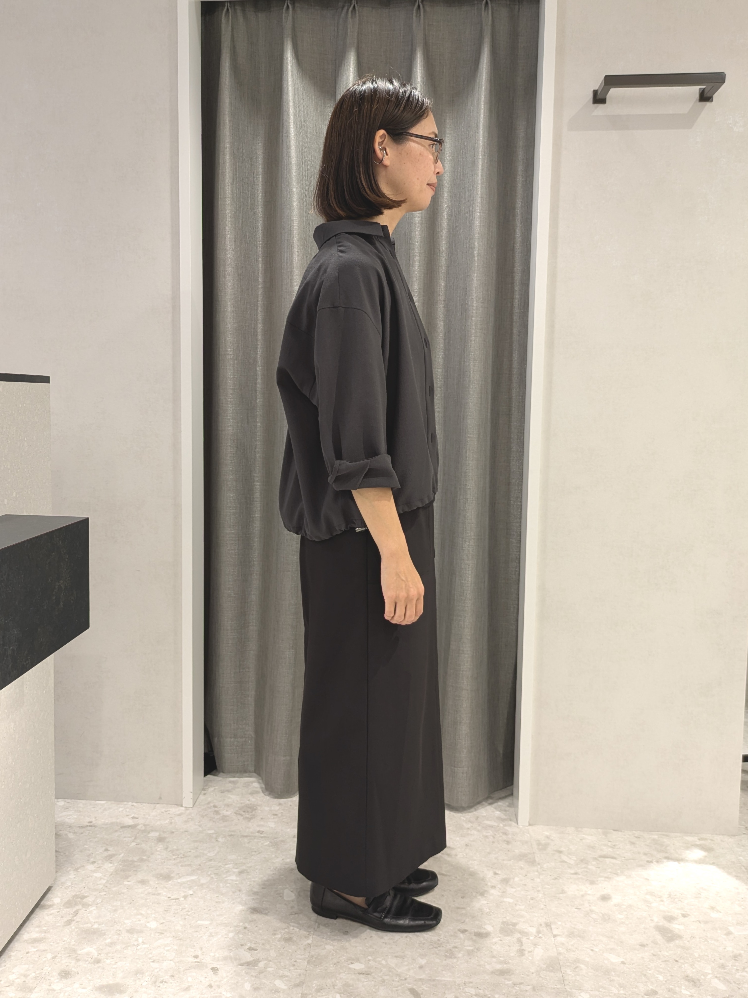 yukariさんの「UNTITLED｜【セットアップ可/UVカット/接触冷感】エアリークールドロストシャツ」を使ったコーディネート