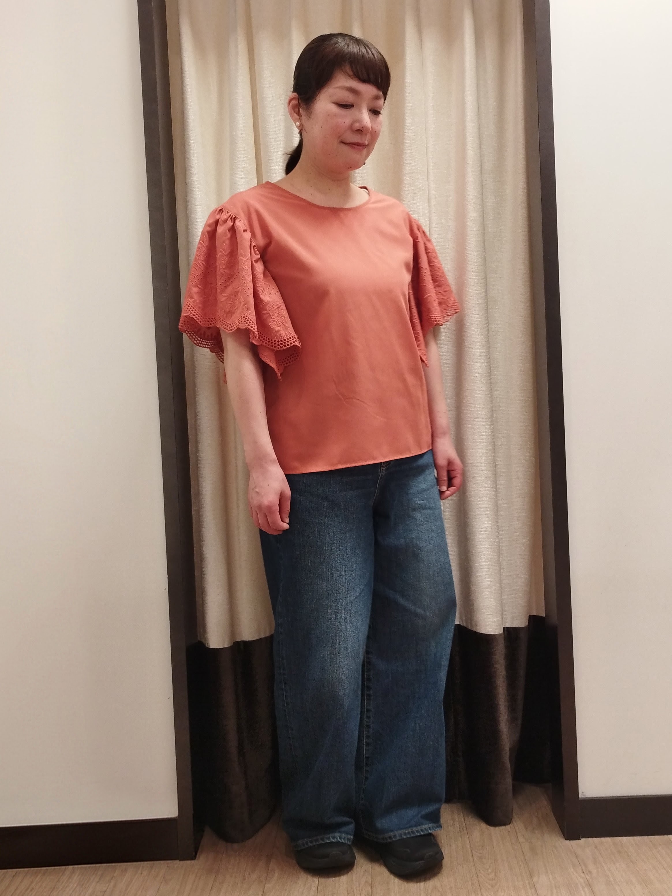 junさんの「Reflect｜【通勤◎】スカラップレーススリーブ ブラウス」を使ったコーディネート