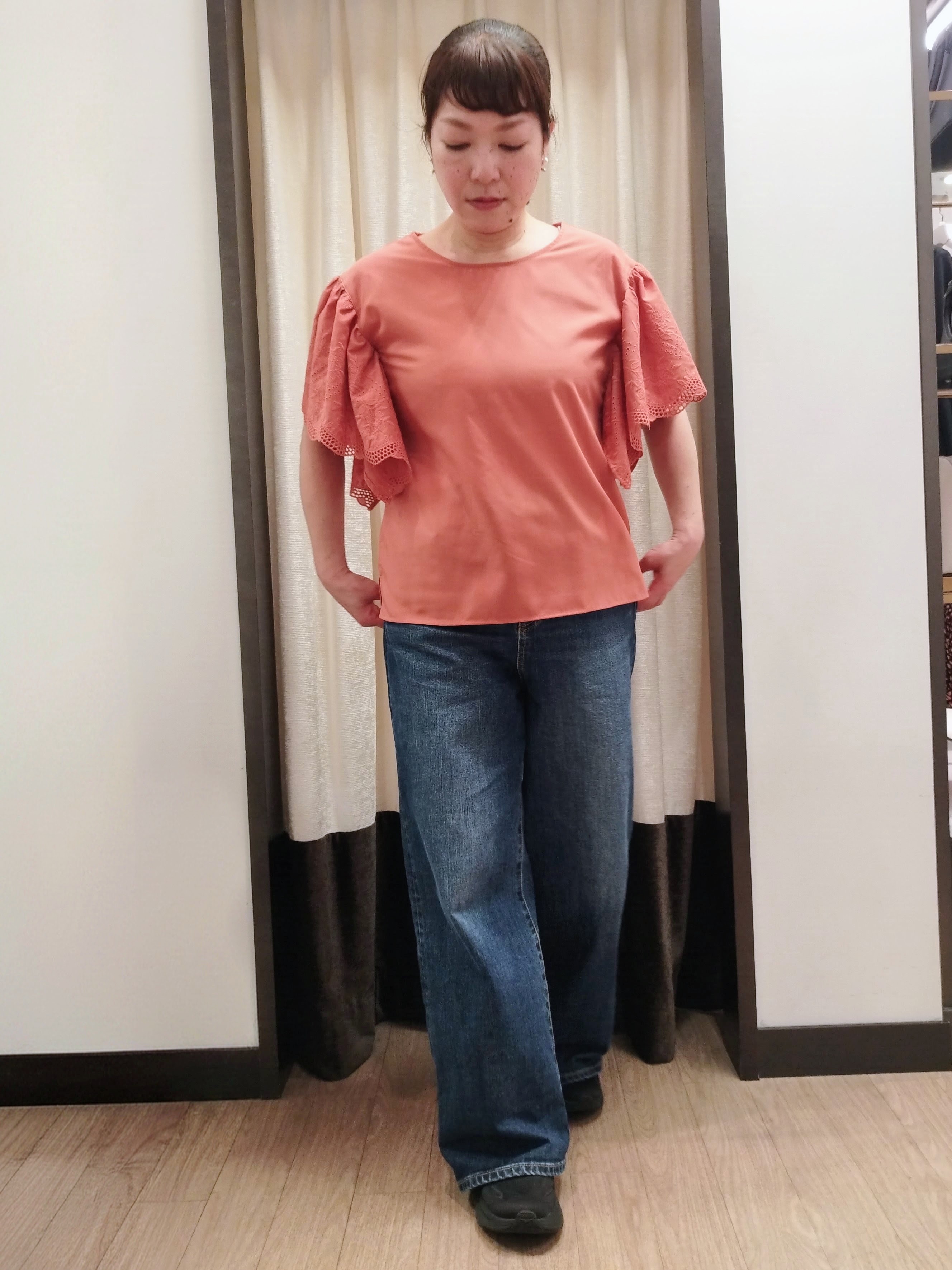 junさんの「Reflect｜【通勤◎】スカラップレーススリーブ ブラウス」を使ったコーディネート