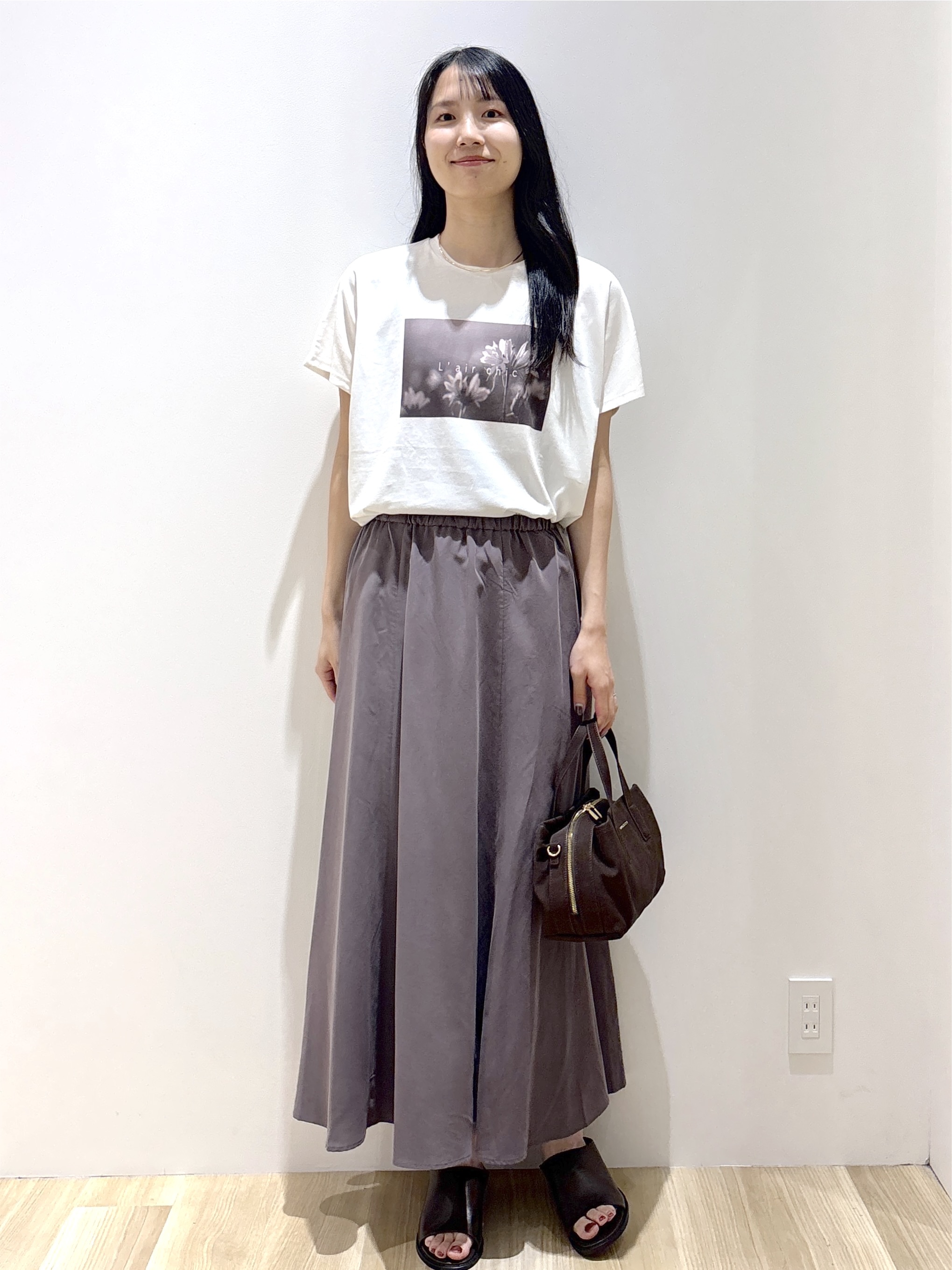 sachikoさんの「OPAQUE.CLIP｜フォトプリントTシャツ【洗濯機OK】」を使ったコーディネート
