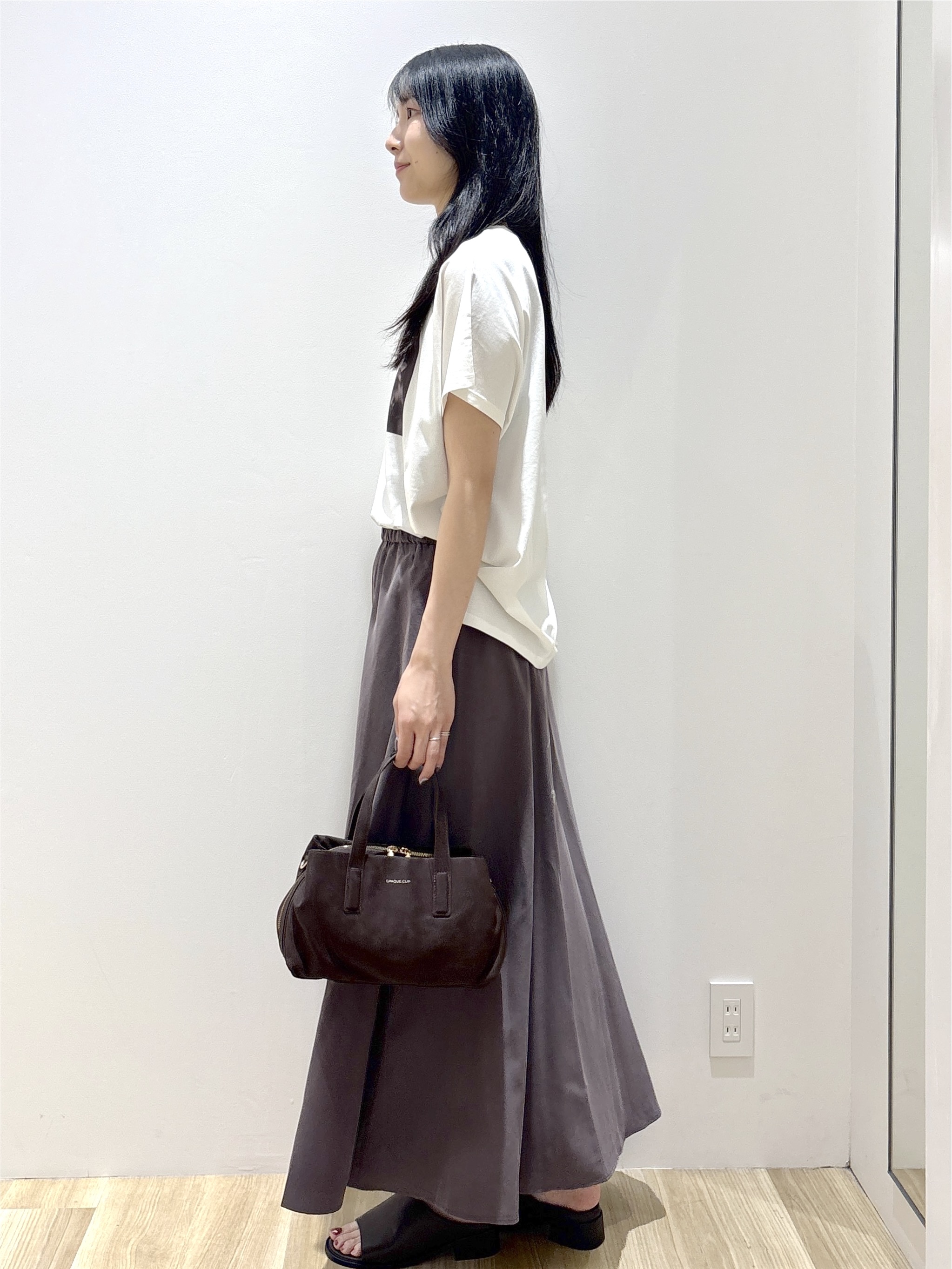 sachikoさんの「OPAQUE.CLIP｜フォトプリントTシャツ【洗濯機OK】」を使ったコーディネート