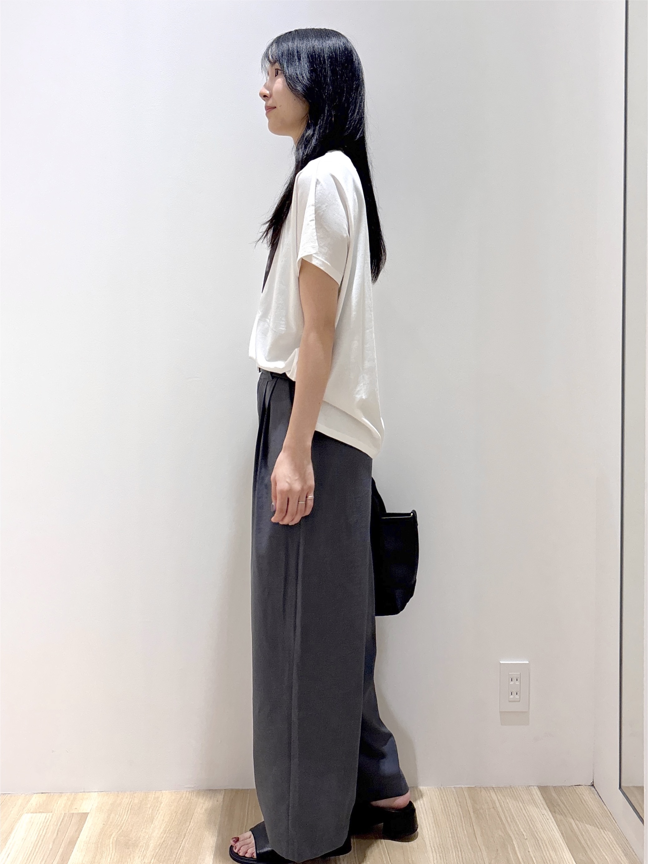sachikoさんの「OPAQUE.CLIP｜フォトプリントTシャツ【洗濯機OK】」を使ったコーディネート