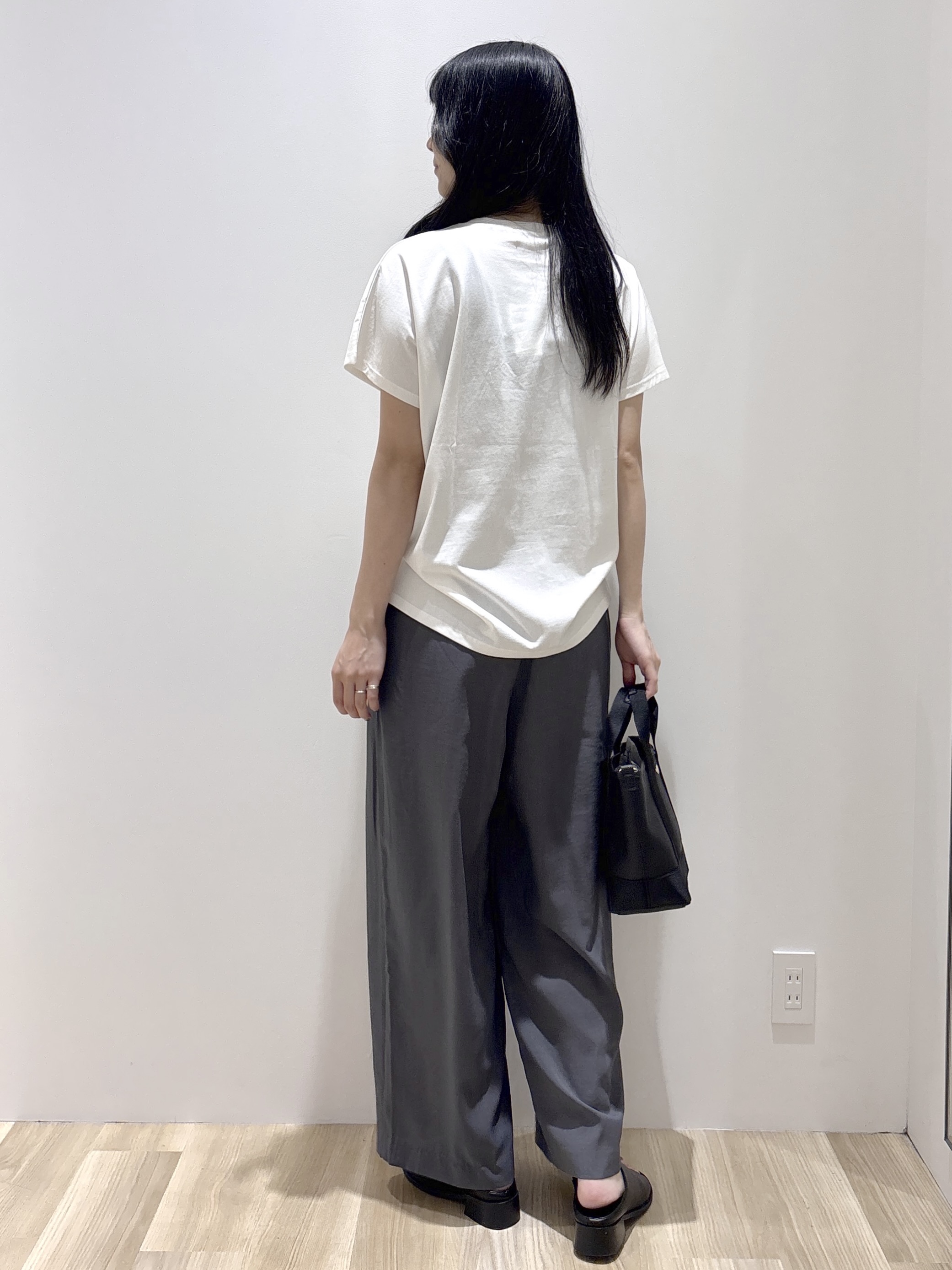 sachikoさんの「OPAQUE.CLIP｜フォトプリントTシャツ【洗濯機OK】」を使ったコーディネート