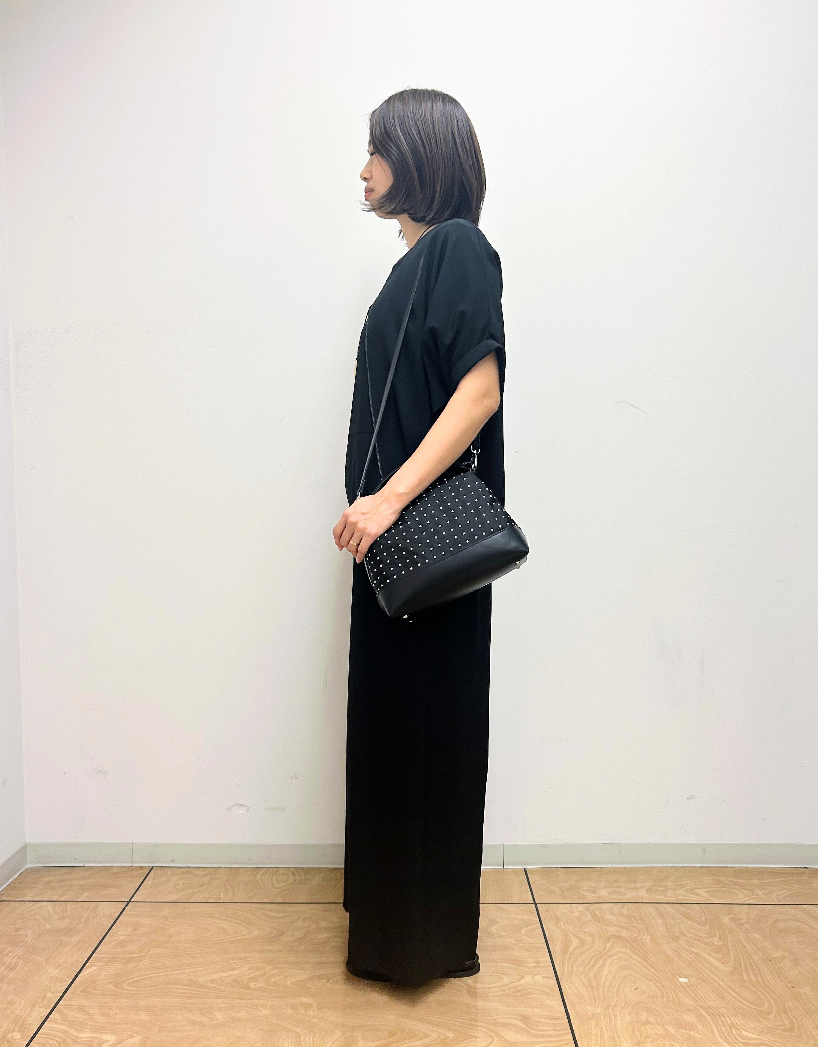 レイさんの「INDIVI｜【夏羽織り/着る日傘】ドルマンフォルムブルゾン」を使ったコーディネート