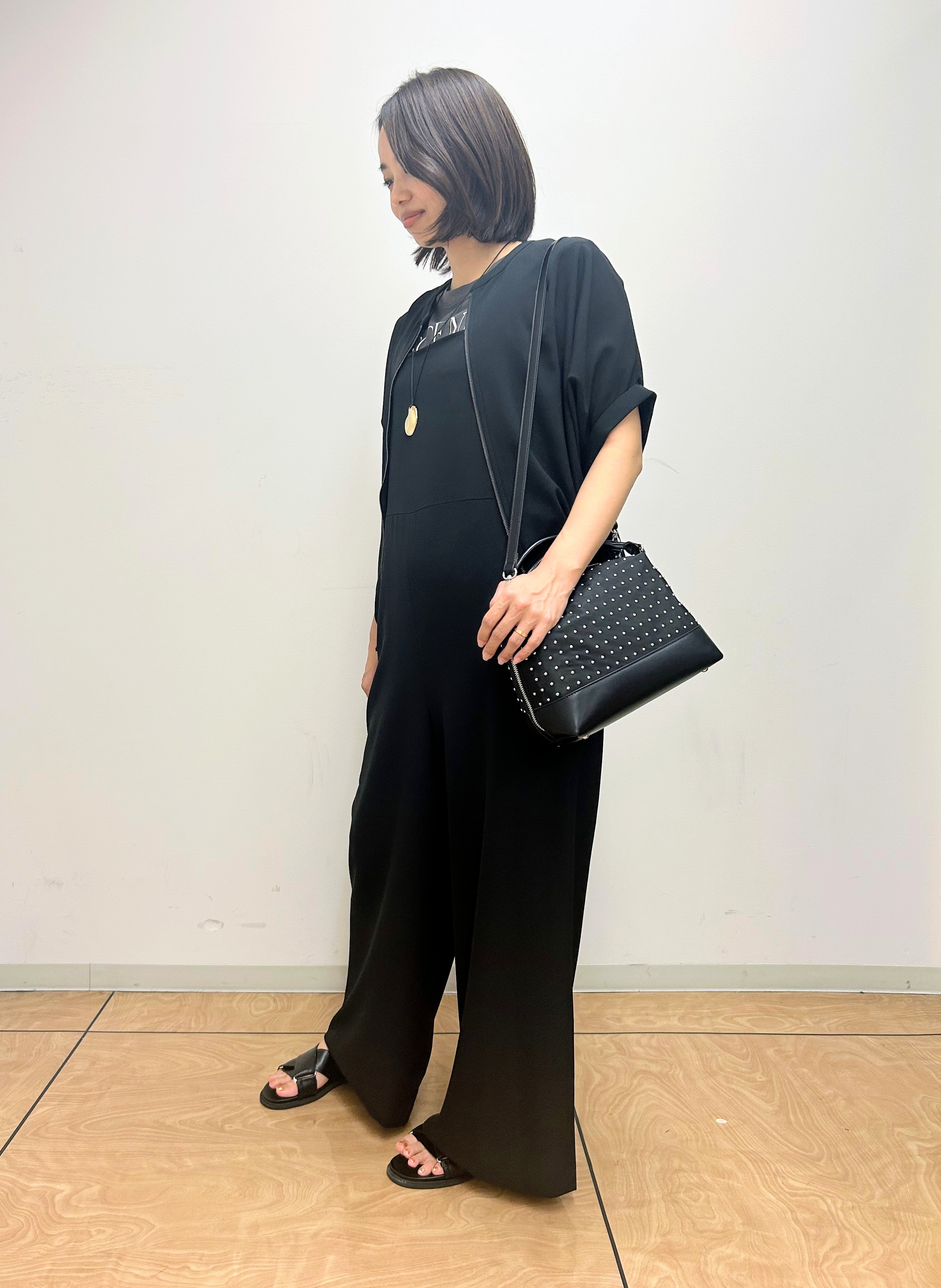 レイさんの「INDIVI｜【夏羽織り/着る日傘】ドルマンフォルムブルゾン」を使ったコーディネート
