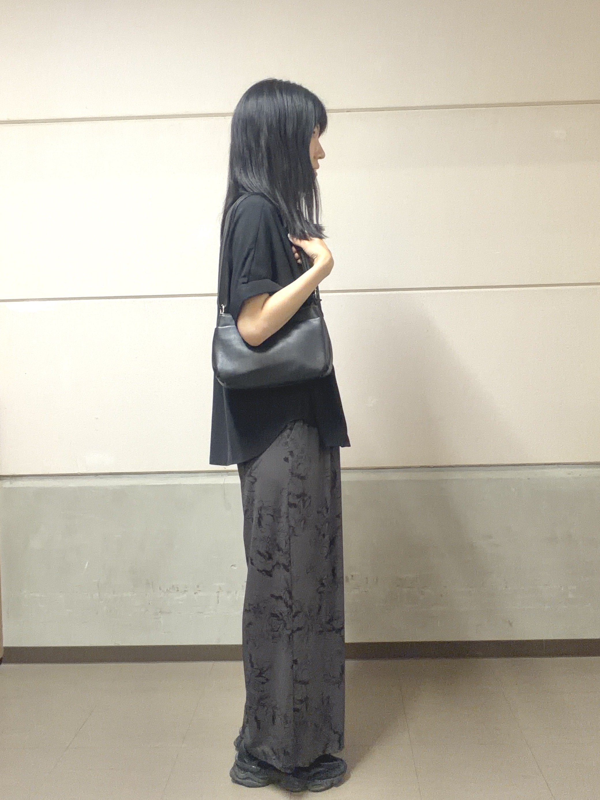 大西直穂さんの「SHOO･LA･RUE｜【前後2WAY/洗濯機可/S-LL】スクエアネックで小顔効果 ランダムテレコタンクトップ」を使ったコーディネート