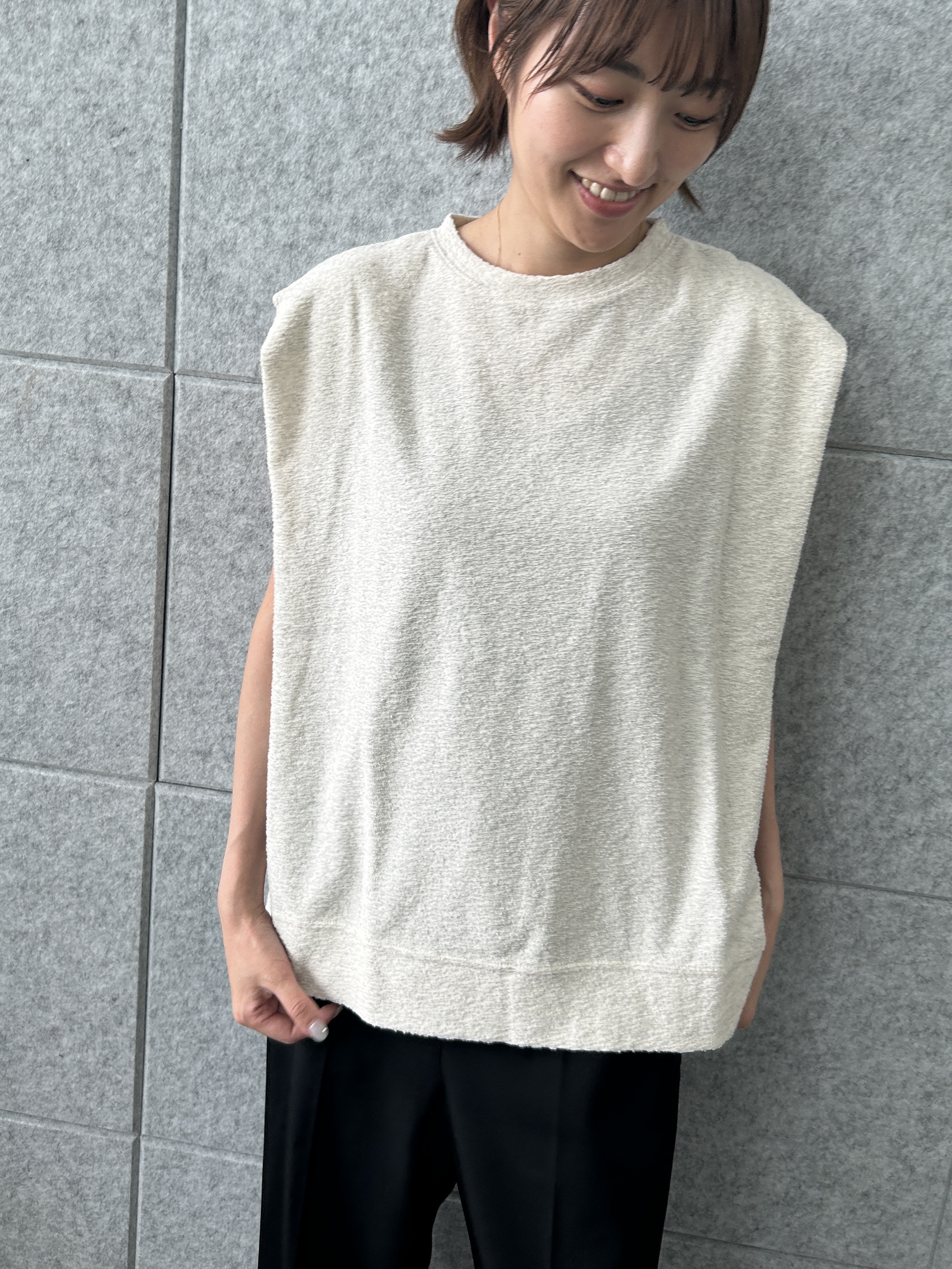 harunaさんの「CODE A｜PROTAGONISTA｜sleeveless tee」を使ったコーディネート