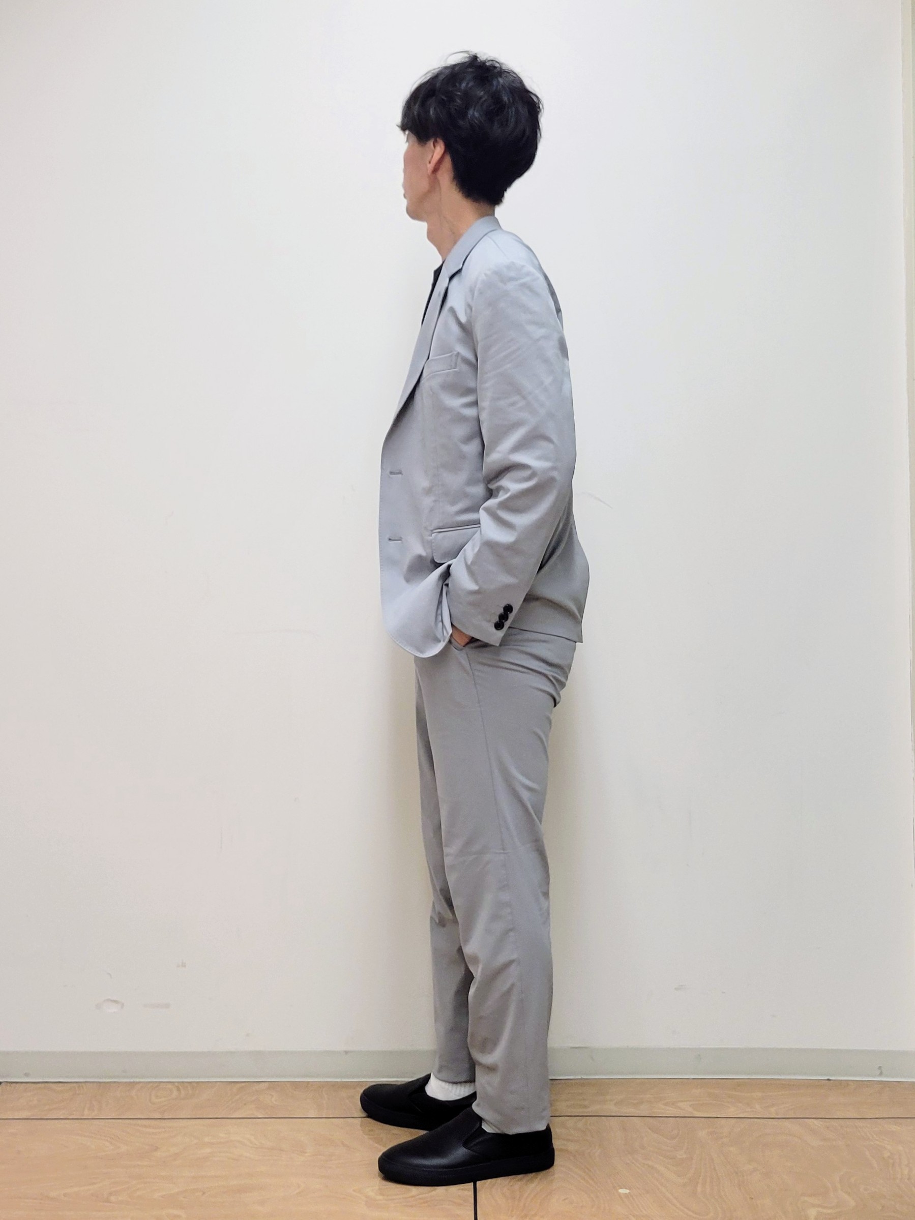 piroyaさんの「TAKEO KIKUCHI｜【360&deg;ストレッチ／軽量】None Of Stress ライト ジャケット（セットアップ対応）」を使ったコーディネート