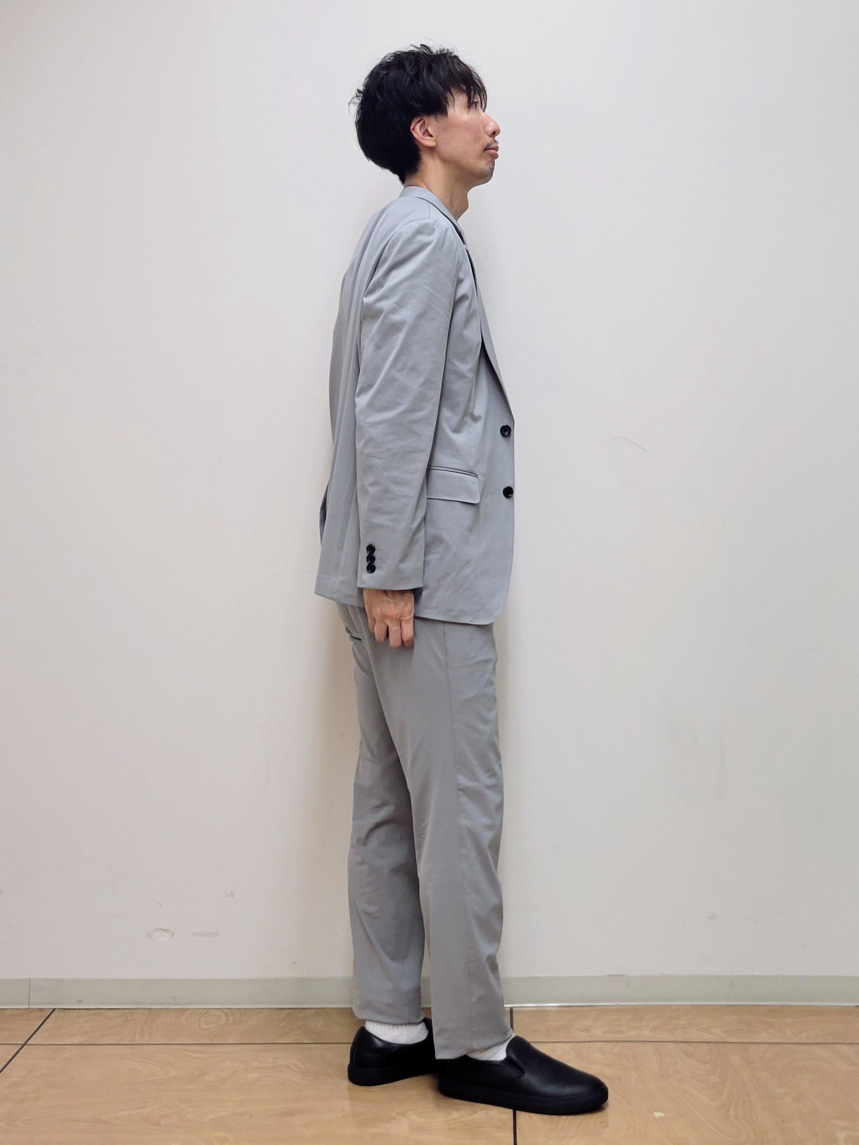 piroyaさんの「TAKEO KIKUCHI｜【360&deg;ストレッチ／軽量】None Of Stress ライト ジャケット（セットアップ対応）」を使ったコーディネート