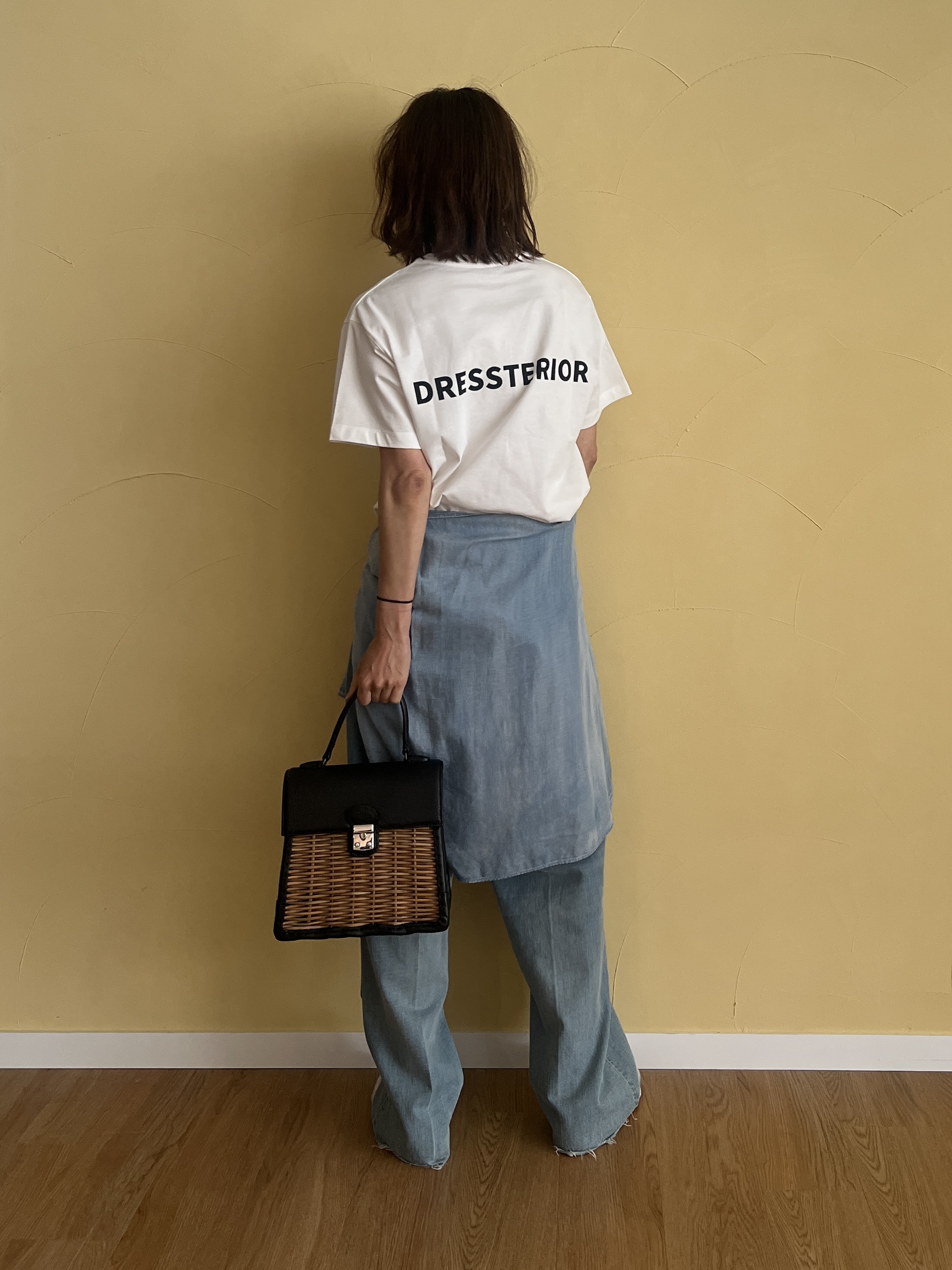 misaさんの「DRESSTERIOR｜センタープレスストレートデニム」を使ったコーディネート