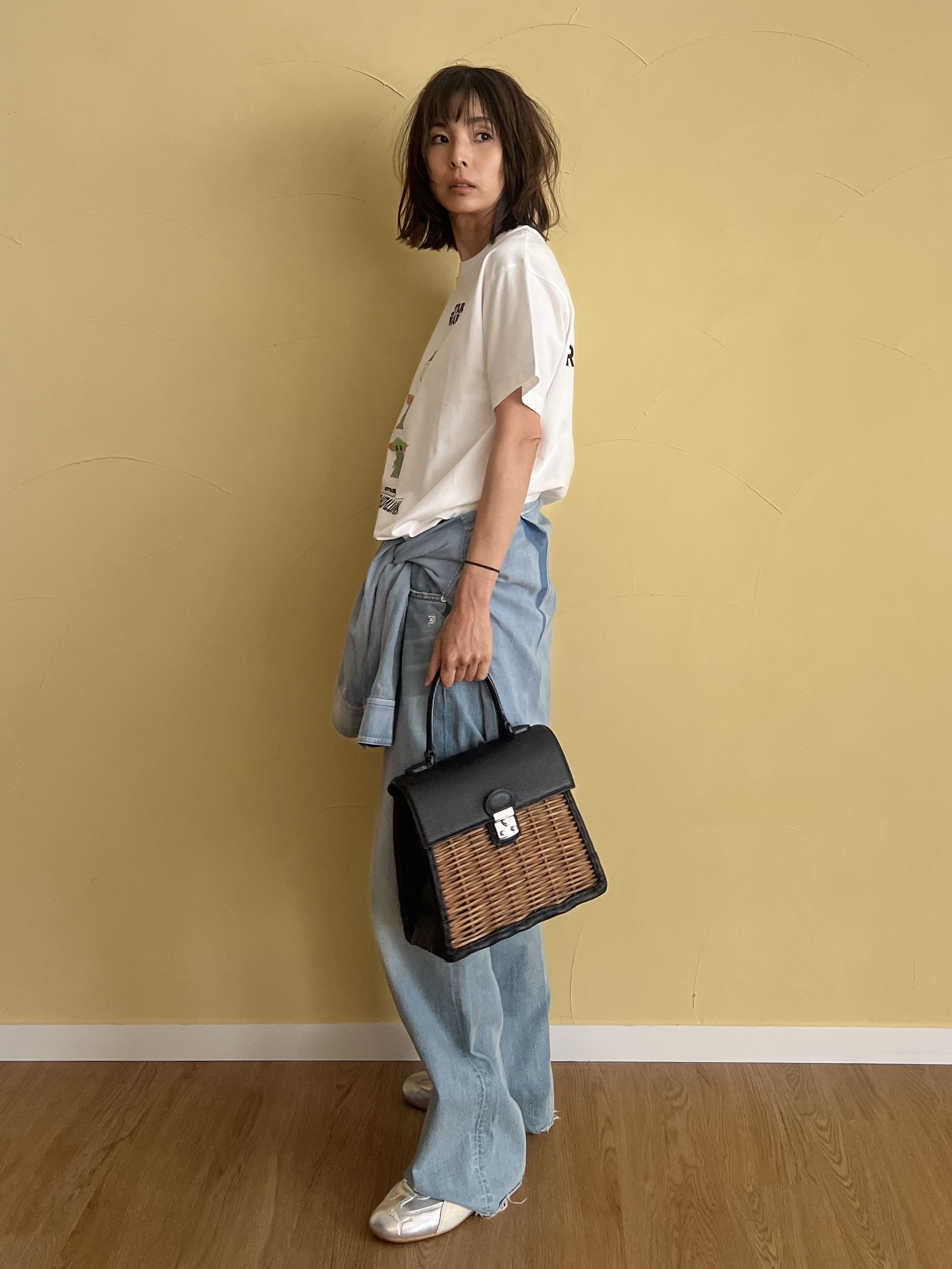misaさんの「DRESSTERIOR｜センタープレスストレートデニム」を使ったコーディネート