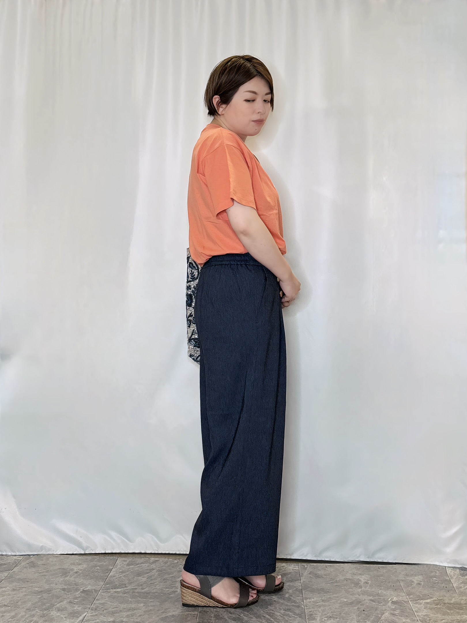 たみさんの「SHOO･LA･RUE｜華やかジェルロゴプリントTシャツ」を使ったコーディネート