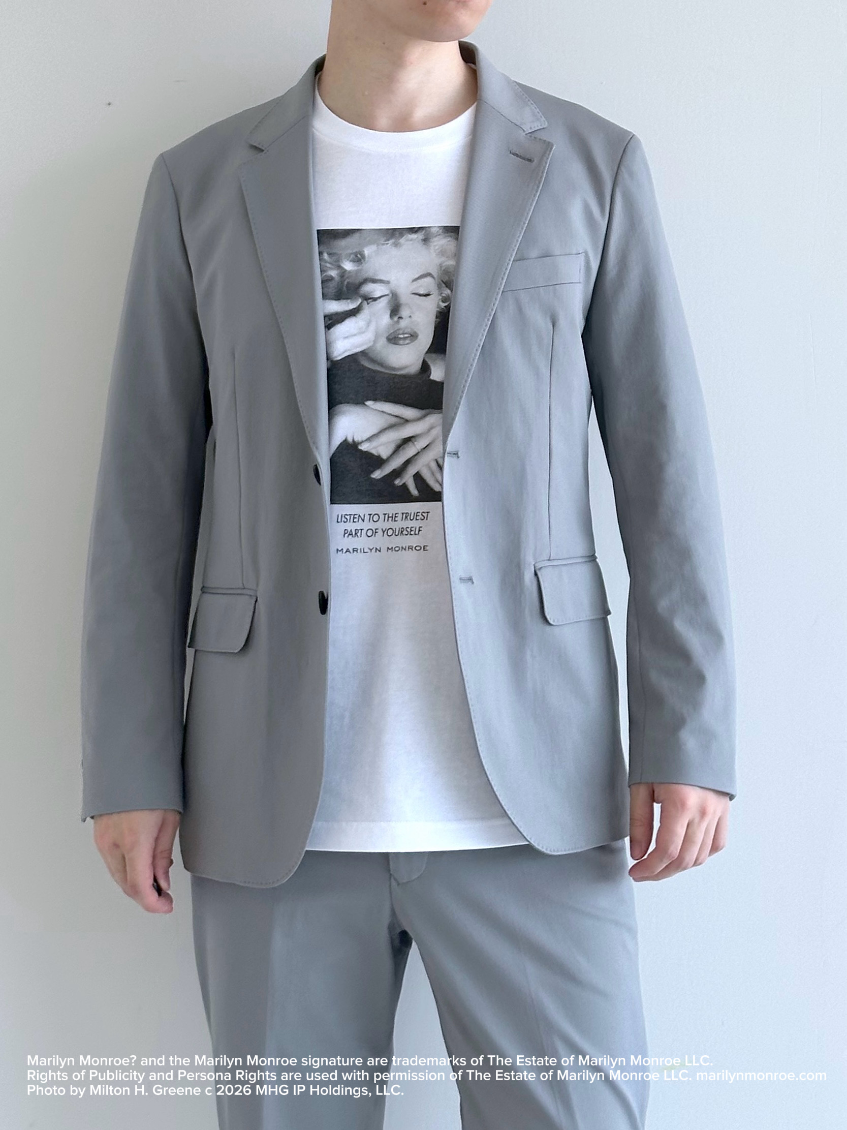 イッシーさんの「TAKEO KIKUCHI｜【360&deg;ストレッチ／軽量】None Of Stress ライト ジャケット（セットアップ対応）」を使ったコーディネート