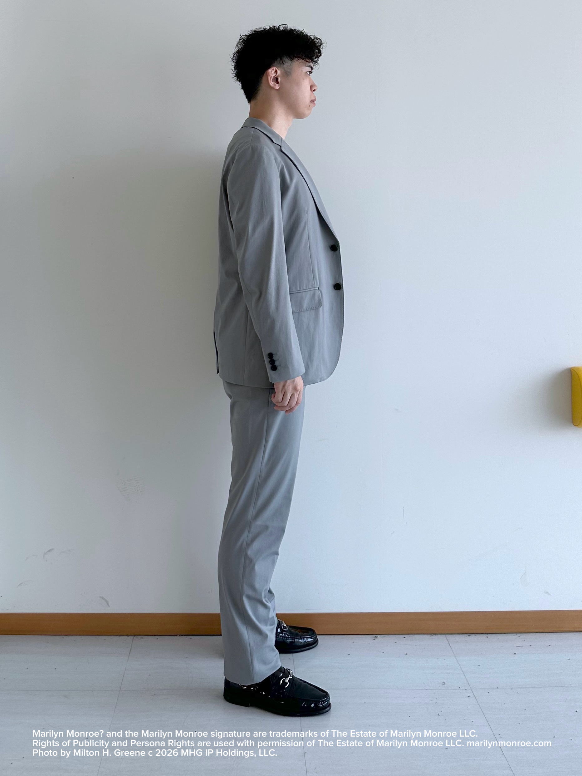 イッシーさんの「TAKEO KIKUCHI｜【360&deg;ストレッチ／軽量】None Of Stress ライト ジャケット（セットアップ対応）」を使ったコーディネート