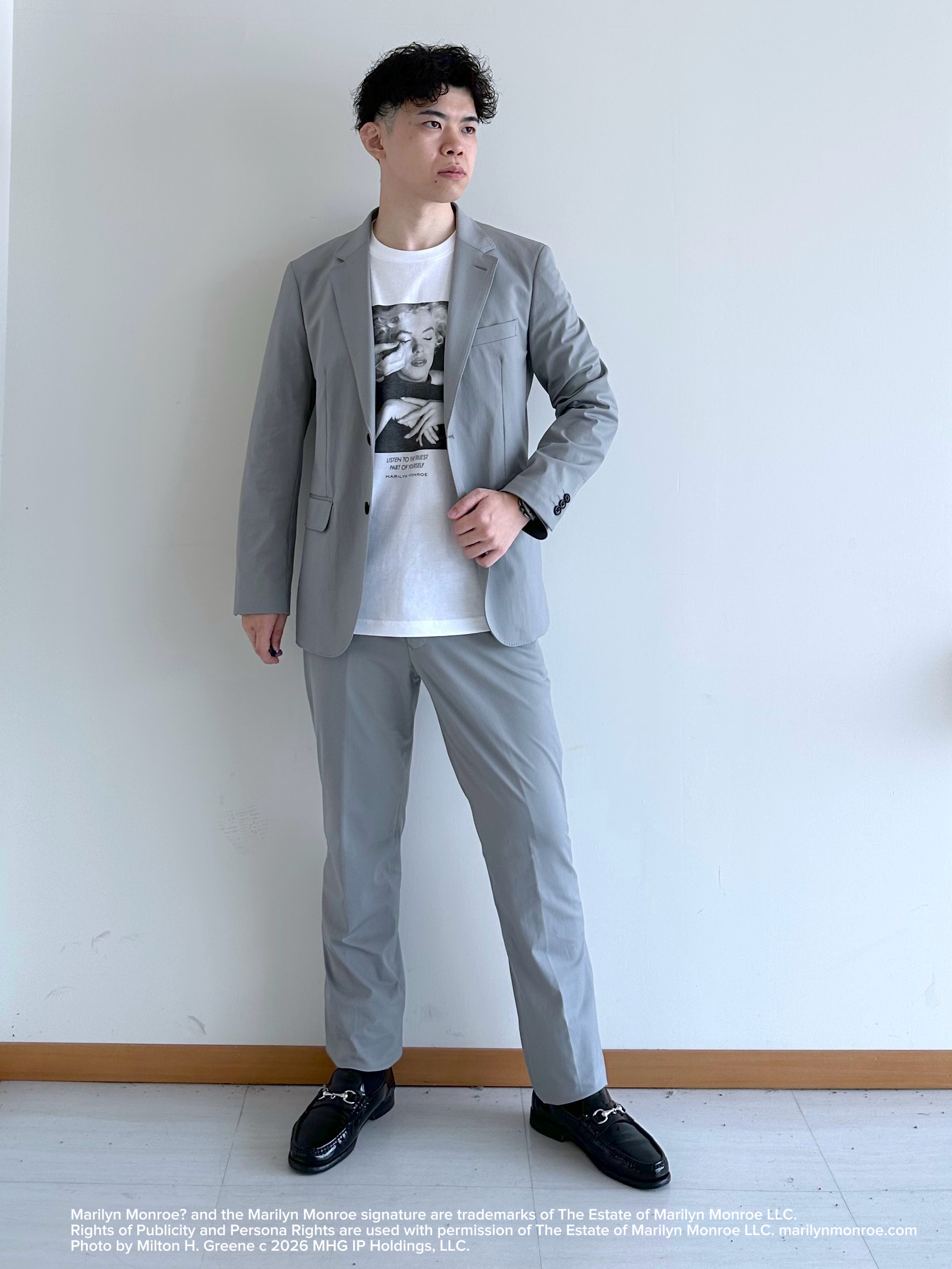 イッシーさんの「TAKEO KIKUCHI｜【360&deg;ストレッチ／軽量】None Of Stress ライト ジャケット（セットアップ対応）」を使ったコーディネート