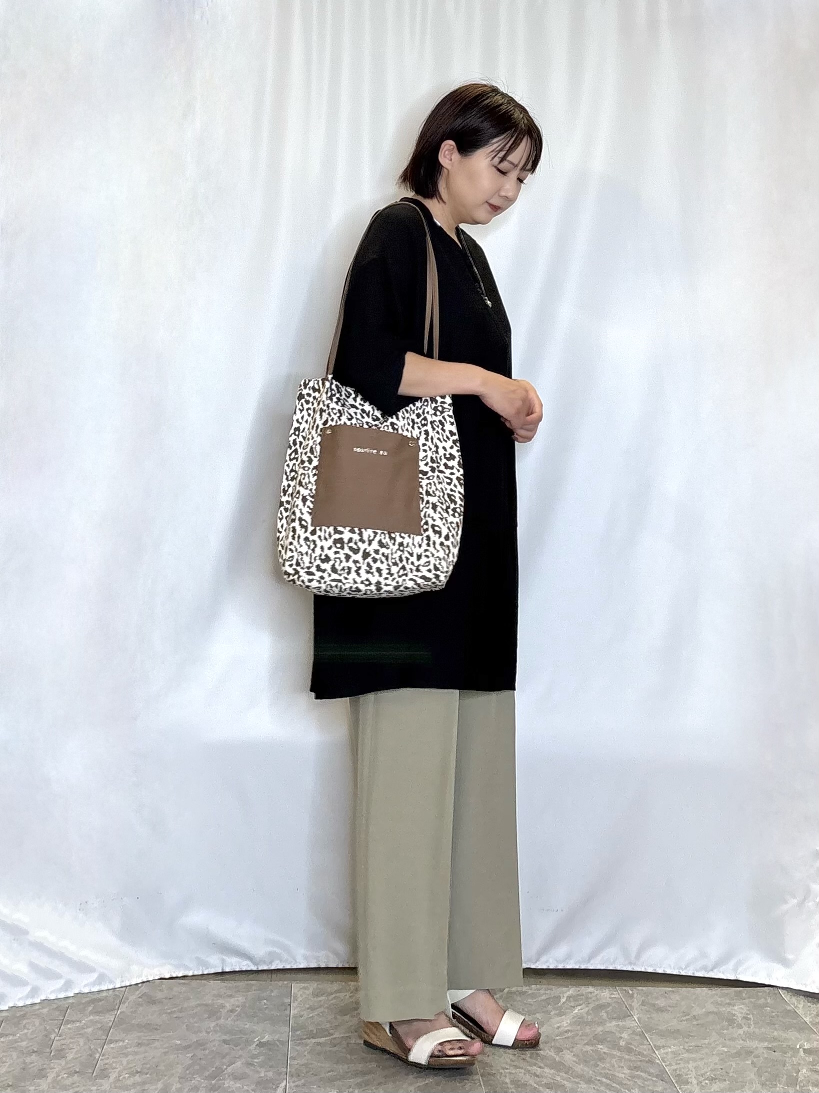 ネリさんの「SHOO･LA･RUE｜【ひんやり/S-LL/洗濯後しわになりにくい】体型カバーにも ゆるっとリラックスチュニック」を使ったコーディネート