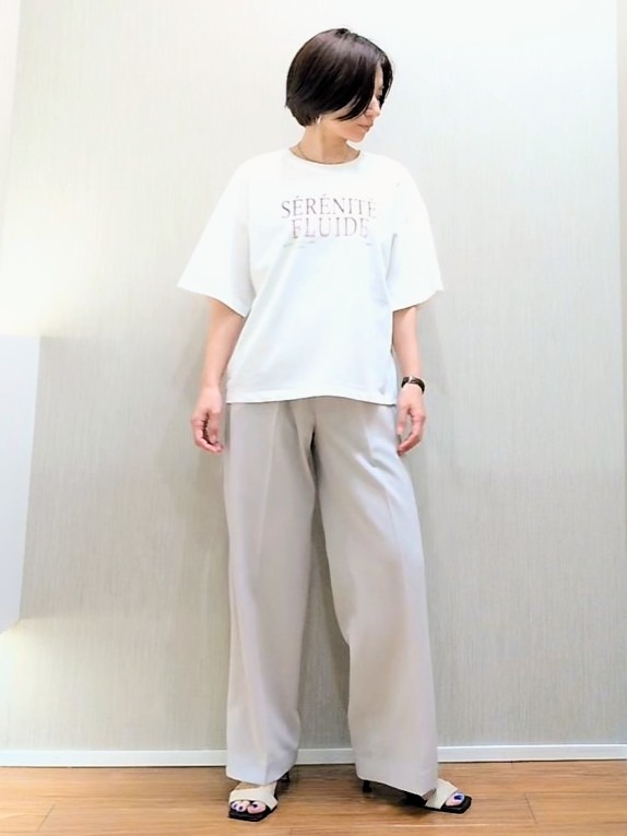 ミズタさんの「UNTITLED｜ベロアプリントロゴT」を使ったコーディネート