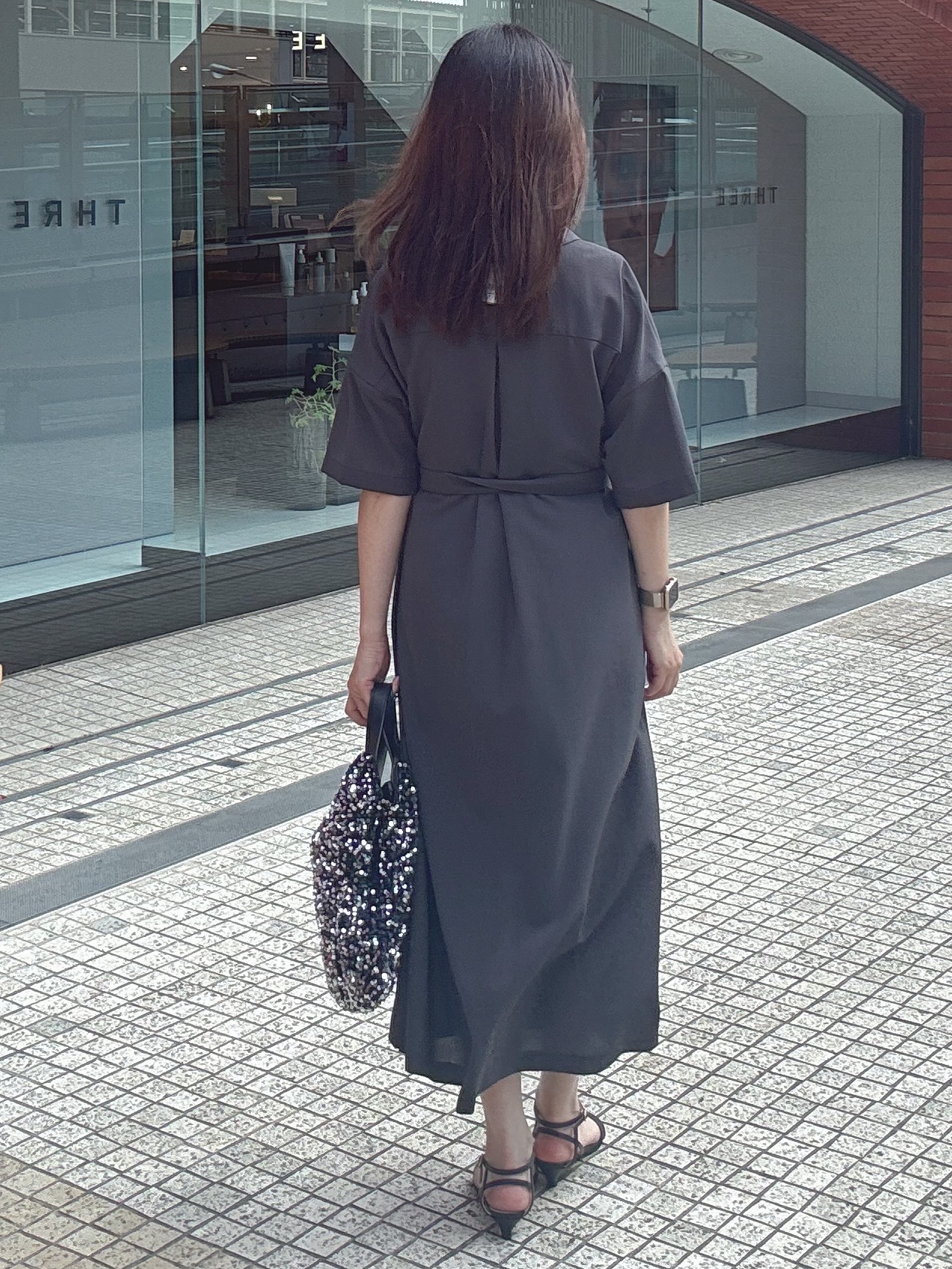 makiさんの「UNTITLED｜【UVカット/接触冷感/通気性】エアリークールワンピース」を使ったコーディネート