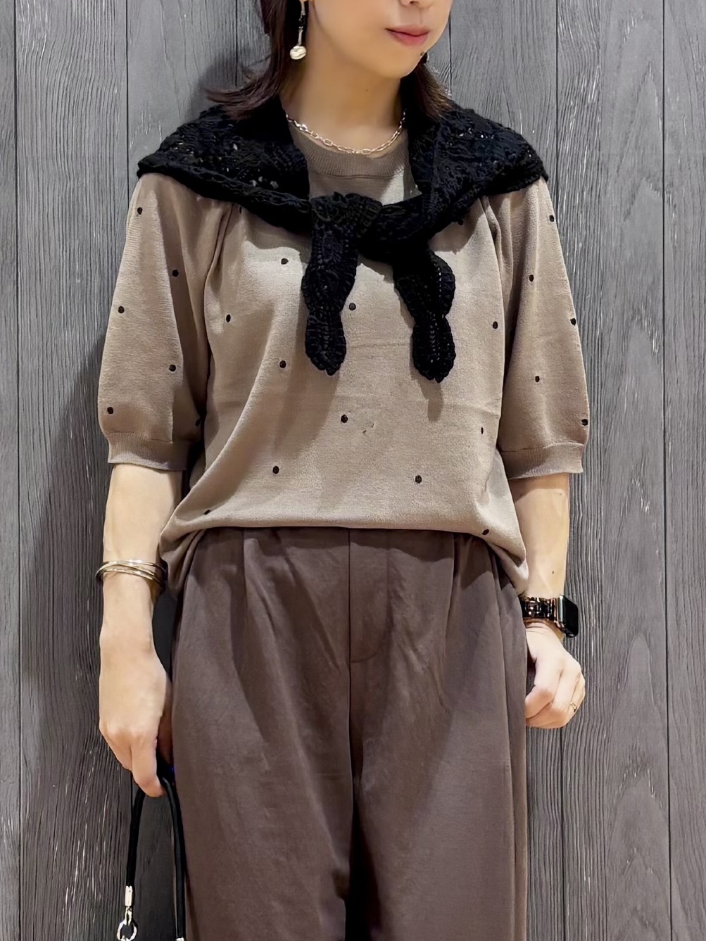 meiさんの「SHOO･LA･RUE｜ドット刺繍ニット」を使ったコーディネート