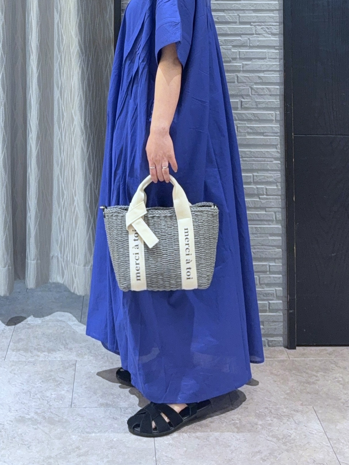chさんの「THE SHOP TK｜ゆるラク カフタン風ロングワンピース」を使ったコーディネート