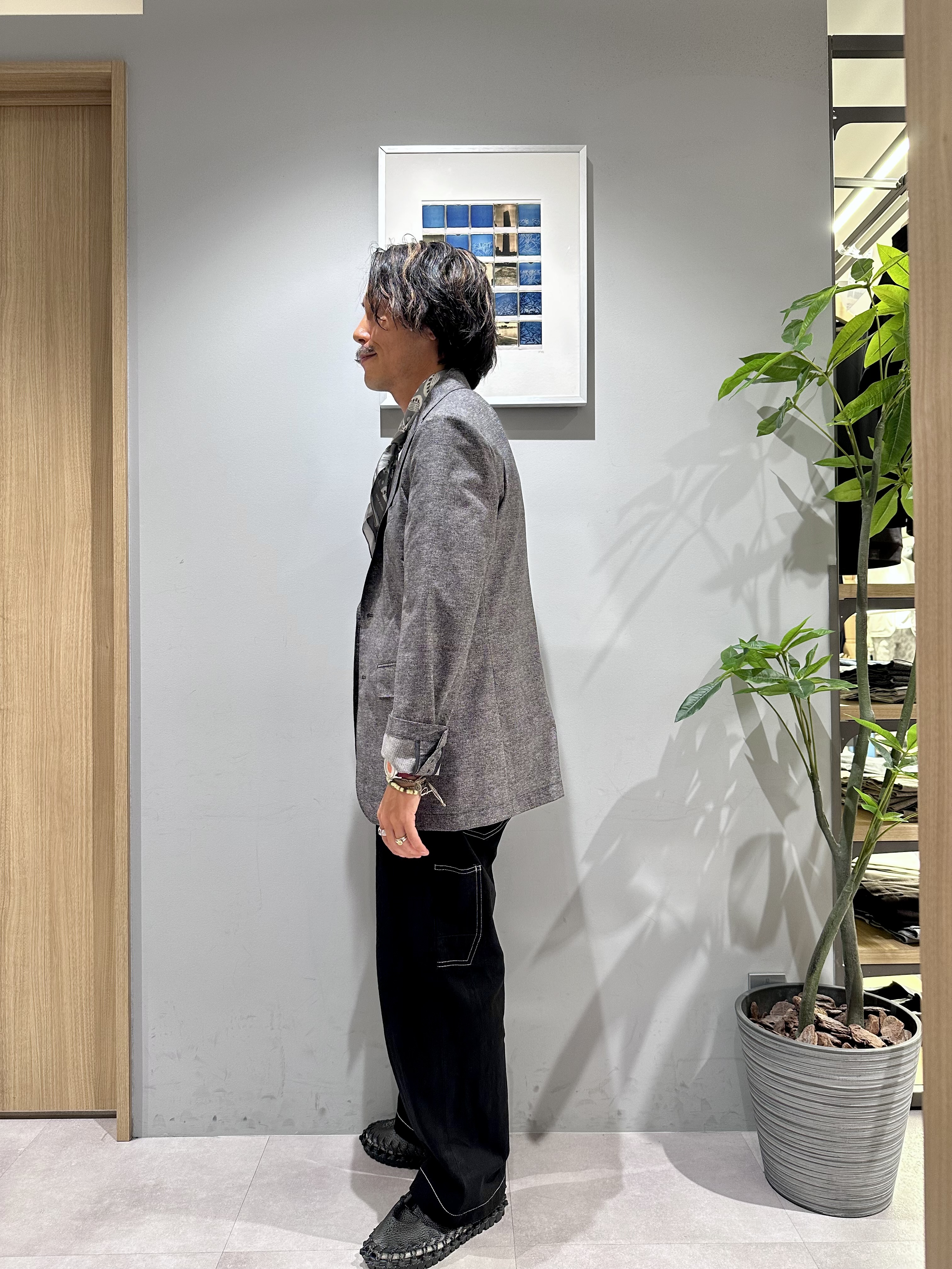 obaさんの「TAKEO KIKUCHI｜【抗菌防臭】COOL DOTS（R）ドビープリント ジャケット」を使ったコーディネート