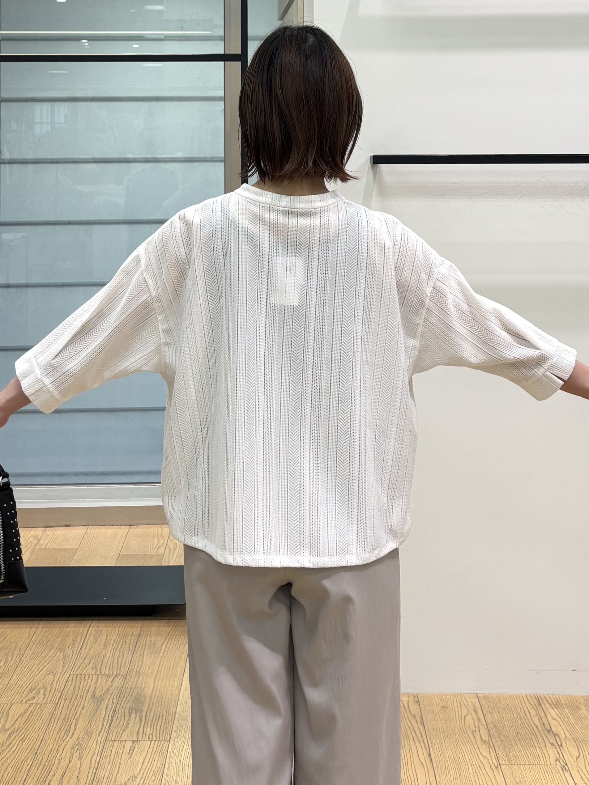 asamiさんの「INDIVI｜【さらっと素材／洗える】キカレースブラウス」を使ったコーディネート
