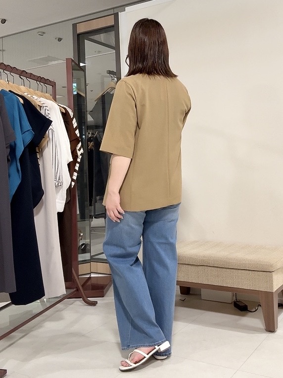 YUIさんの「UNTITLED｜【セットアップ可/UVカット/通気性】エアリークール半袖ジャケット」を使ったコーディネート