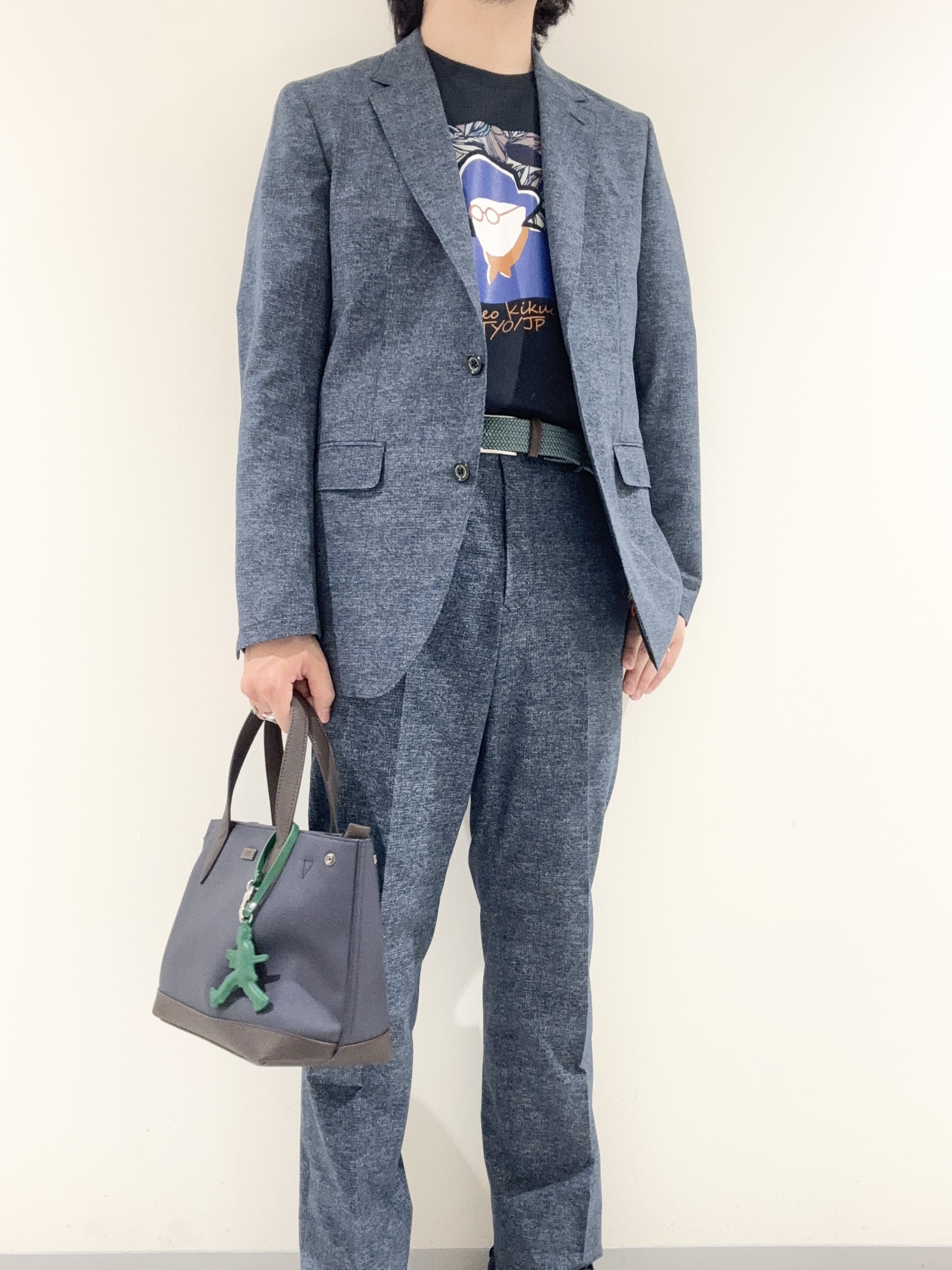及川さんの「TAKEO KIKUCHI｜ポートレートアートＴシャツ」を使ったコーディネート