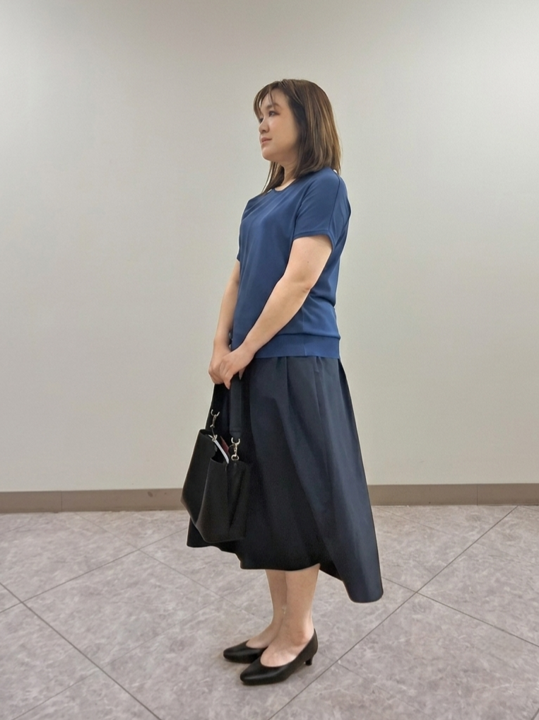 S.xuliさんの「Reflect｜【二の腕カバー／手洗い可】ネックレース フレンチスリーブニット」を使ったコーディネート