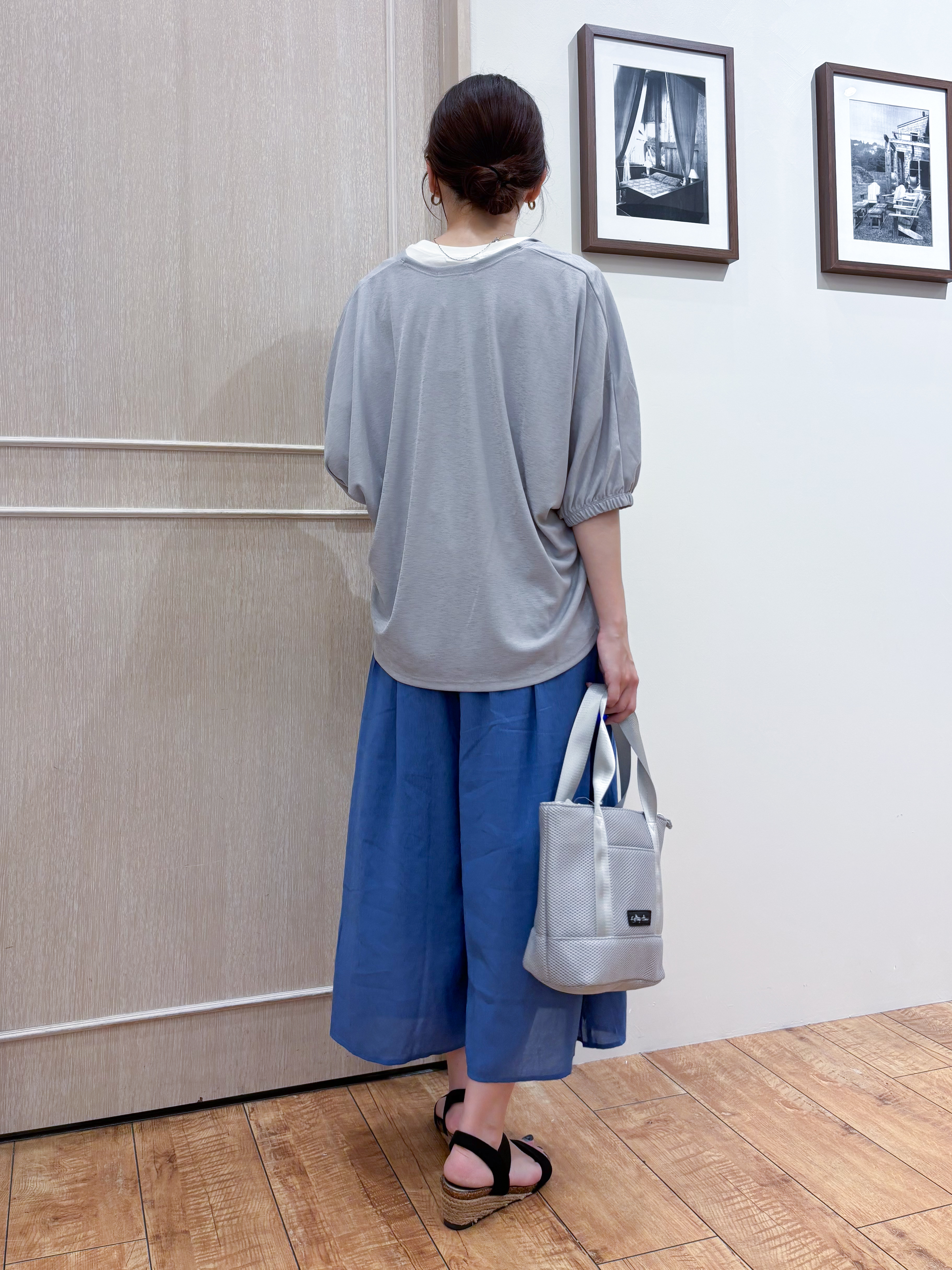 なみさんの「SHOO･LA･RUE｜【ひんやり/UV/体型カバー】冷房対策にも さらとろ 5分袖ドルマンカーディガン」を使ったコーディネート