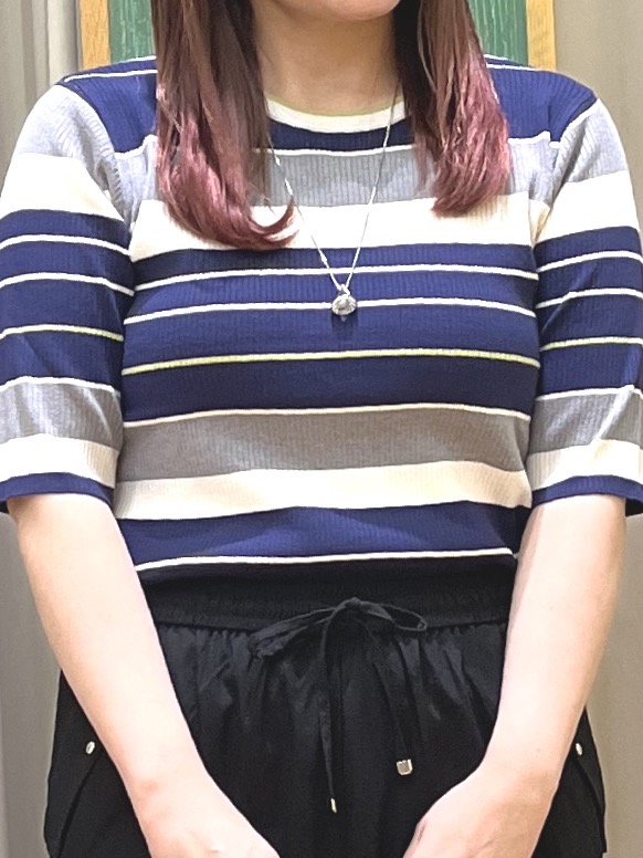 ゆっきーさんの「SHOO･LA･RUE｜【S-LL】オンオフ着られる マルチボーダーリブニット」を使ったコーディネート