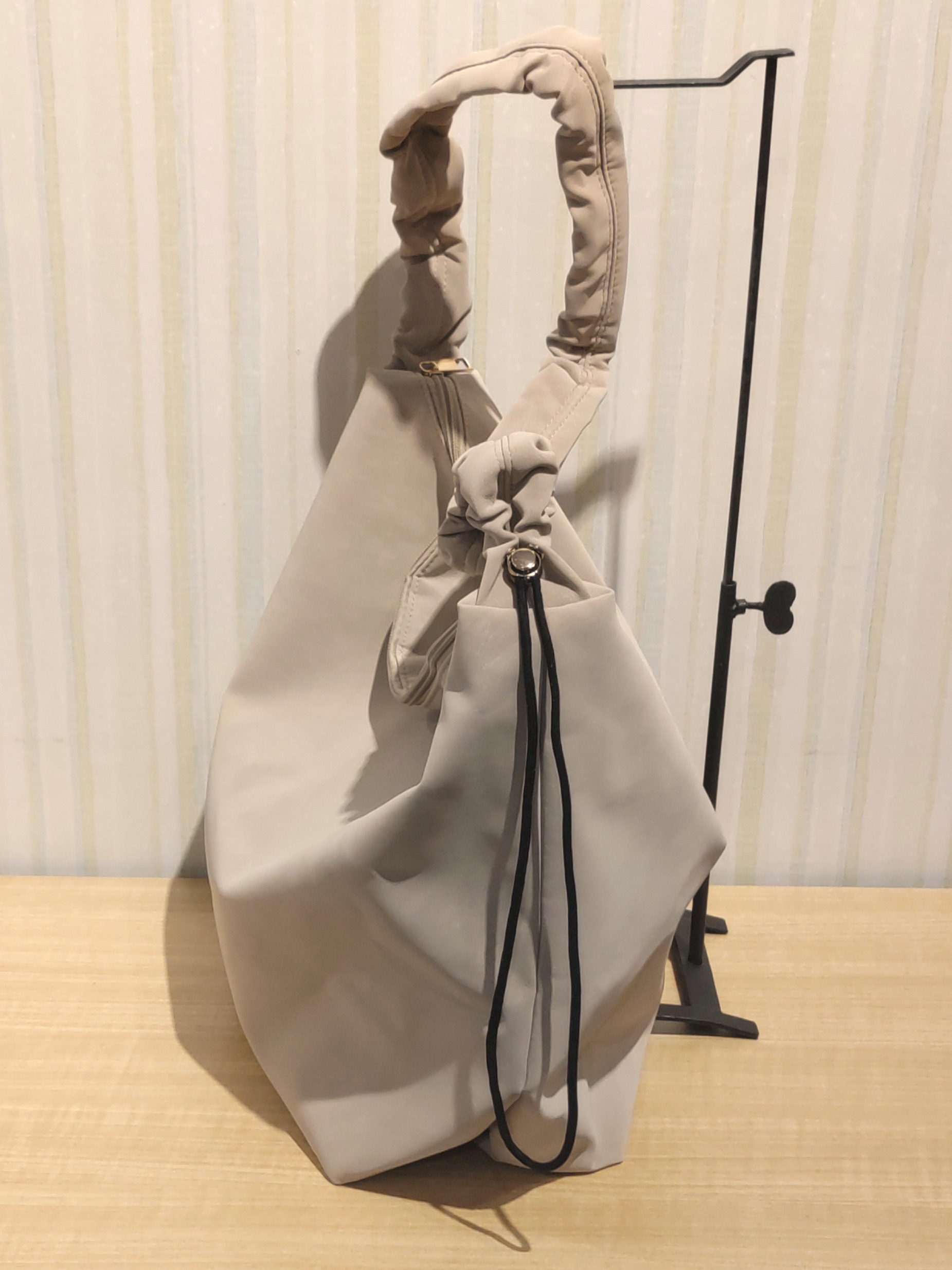 shimaさんの「SHOO･LA･RUE｜ギャザーショルダーバッグ」を使ったコーディネート