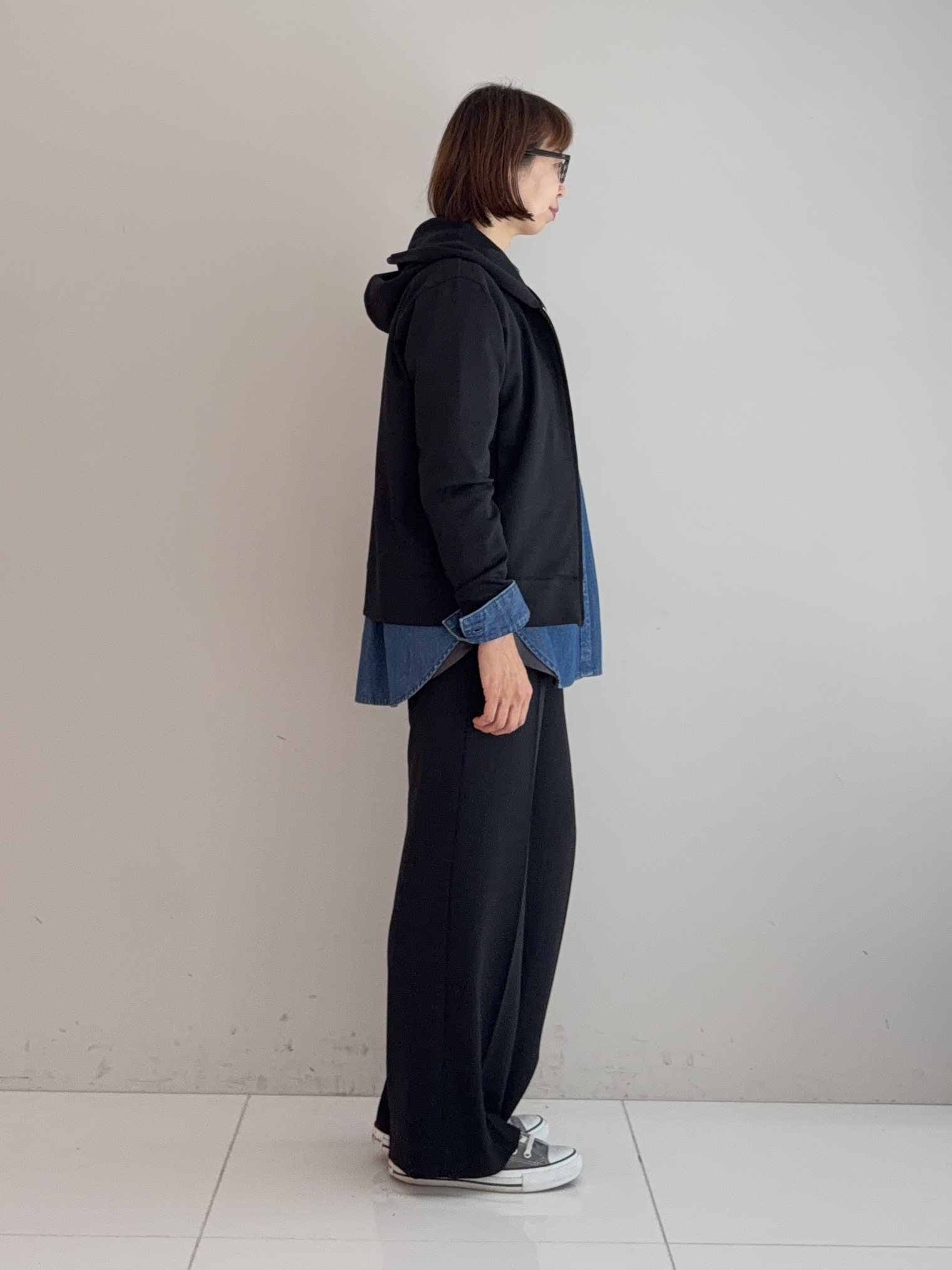 murayamaさんの「INDIVI｜【新作登場！着る日傘】 ワイドストレートパンツ」を使ったコーディネート