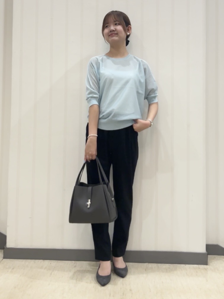 ちひさんの「INDIVI｜【体型カバー／洗える】シアードルマンニット」を使ったコーディネート