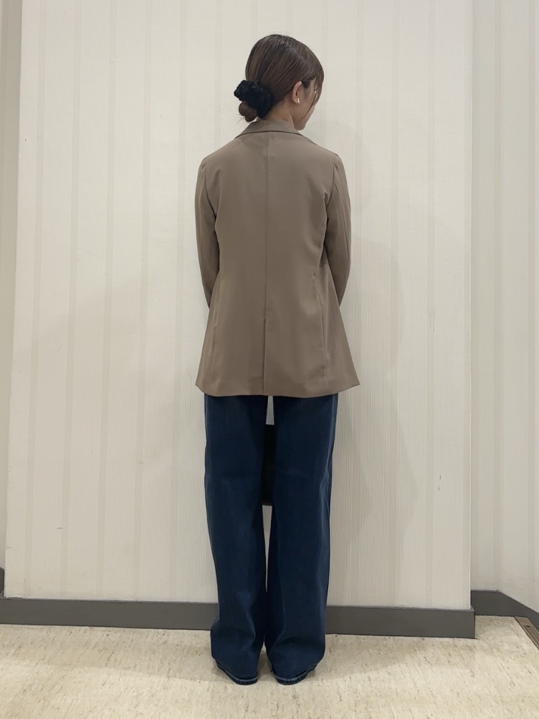 ちひさんの「INDIVI｜【褒められデニム】ワイドストレート デニムパンツ」を使ったコーディネート