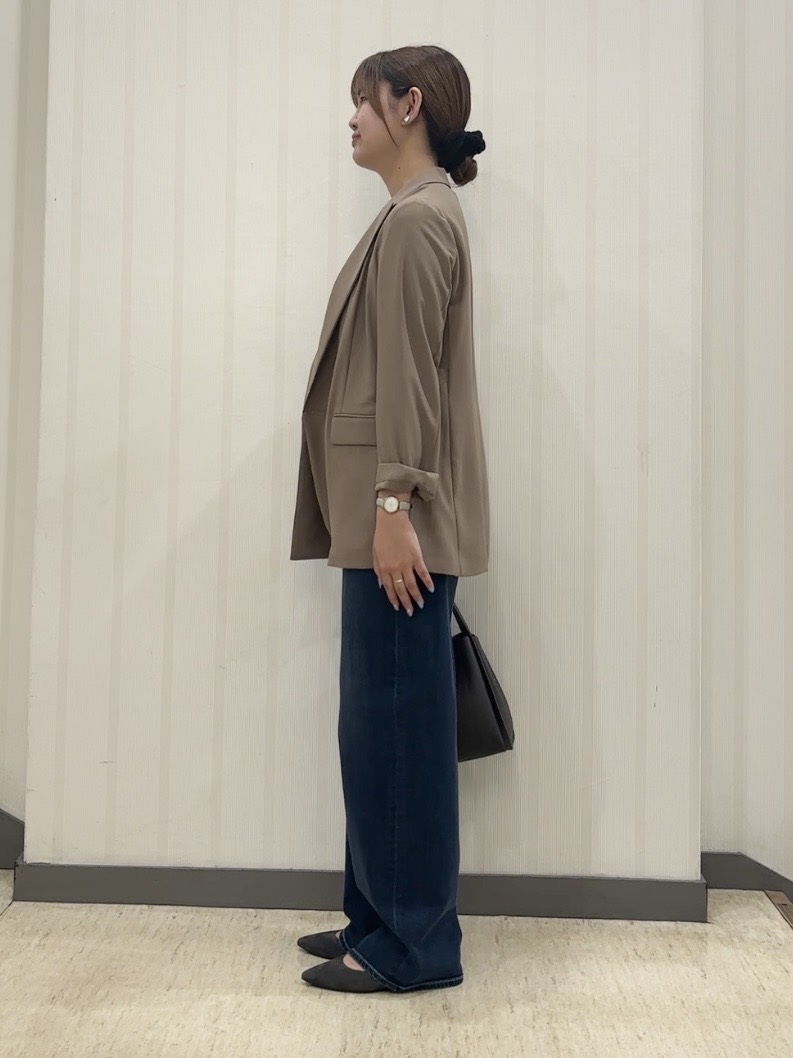 ちひさんの「INDIVI｜【褒められデニム】ワイドストレート デニムパンツ」を使ったコーディネート